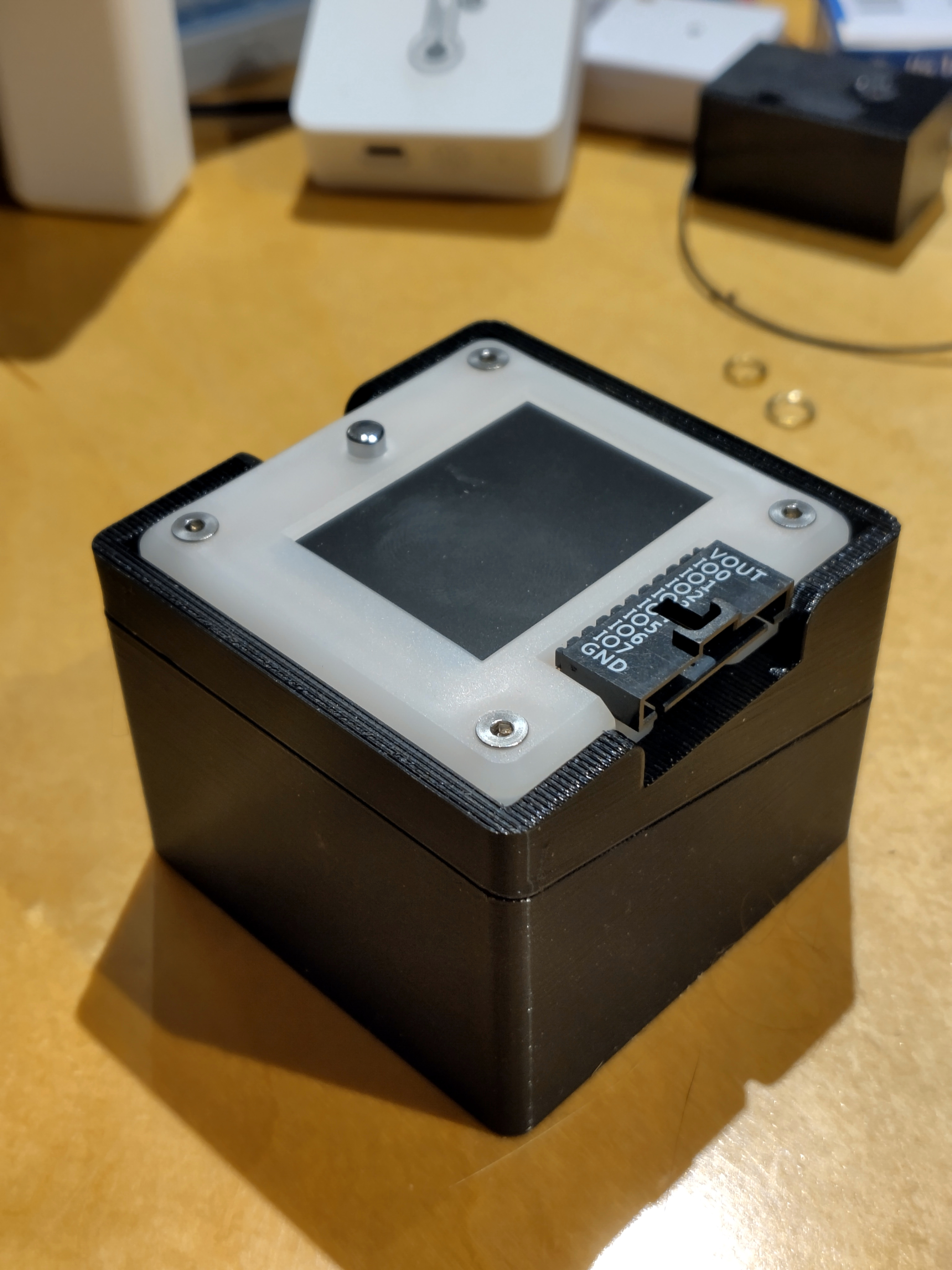 Buspirat 5 magnetic case