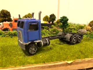 1/64 scale International Transtar 4070A