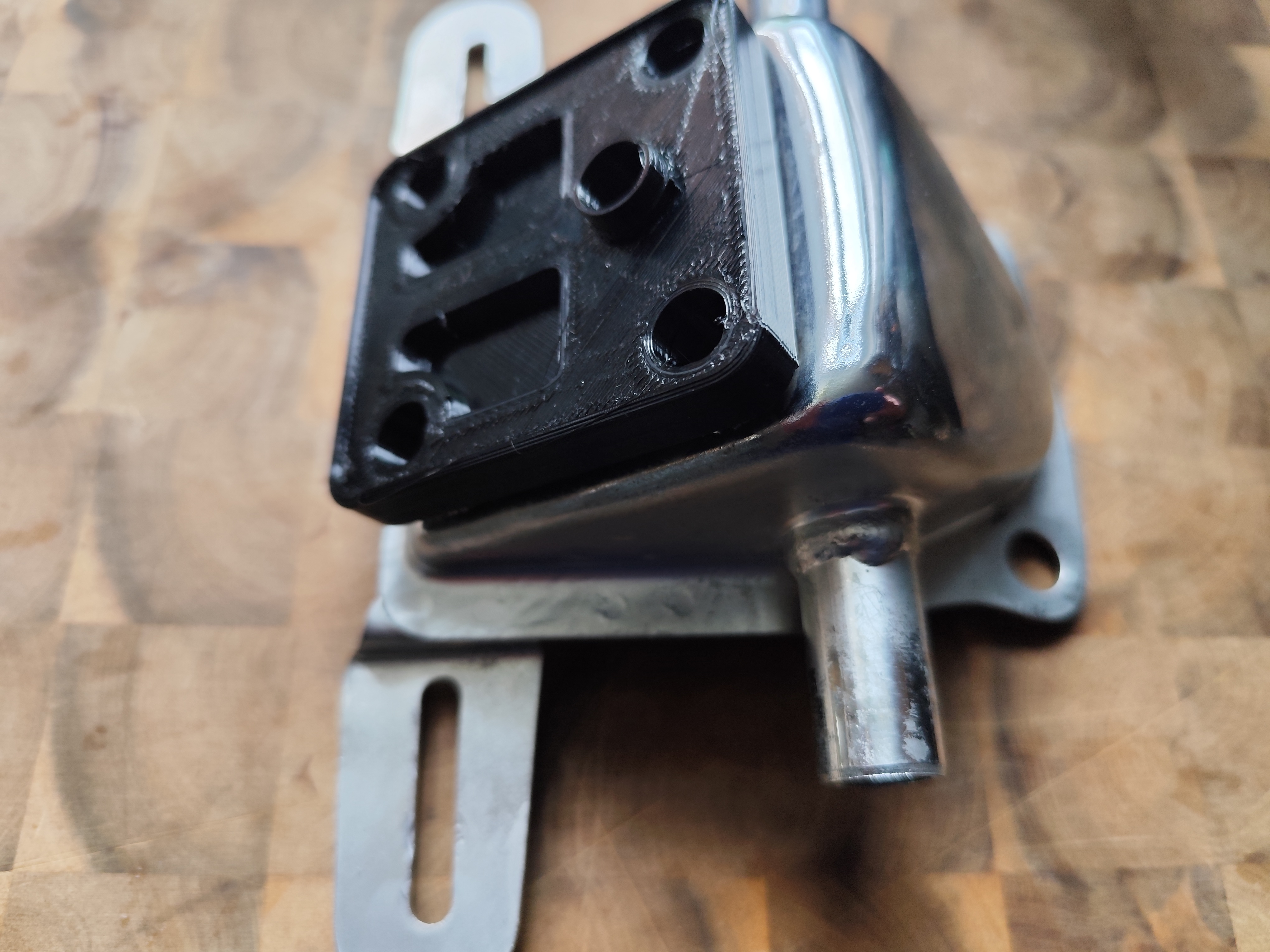 Yamaha SR500 damper for backlight holder