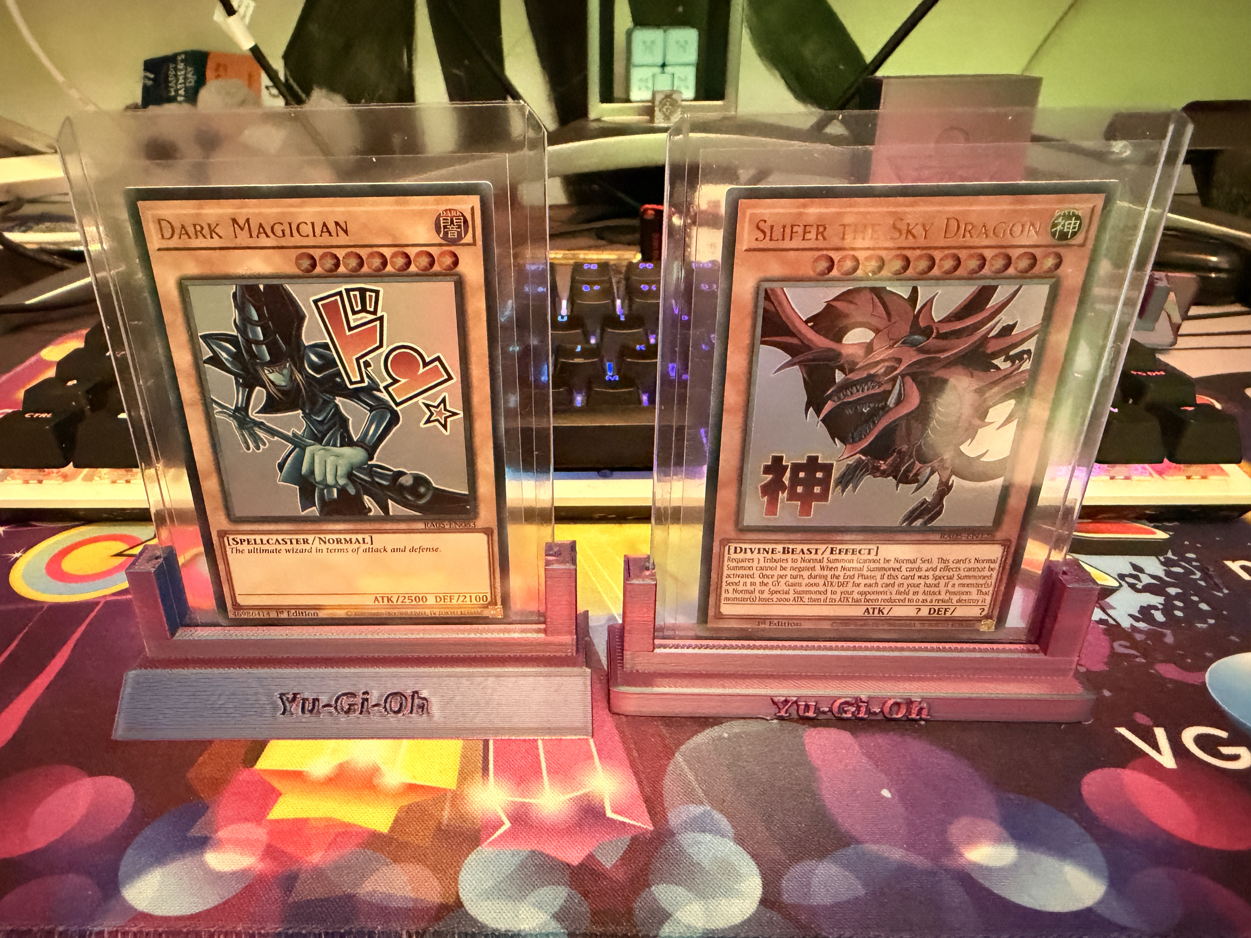 Yu-Gi-Oh Card stand