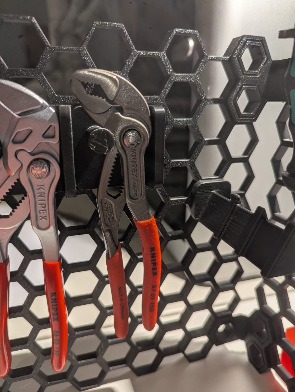 HSW pipe wrench holder / Rohrzangenhalter (Knipex 87 01 150)