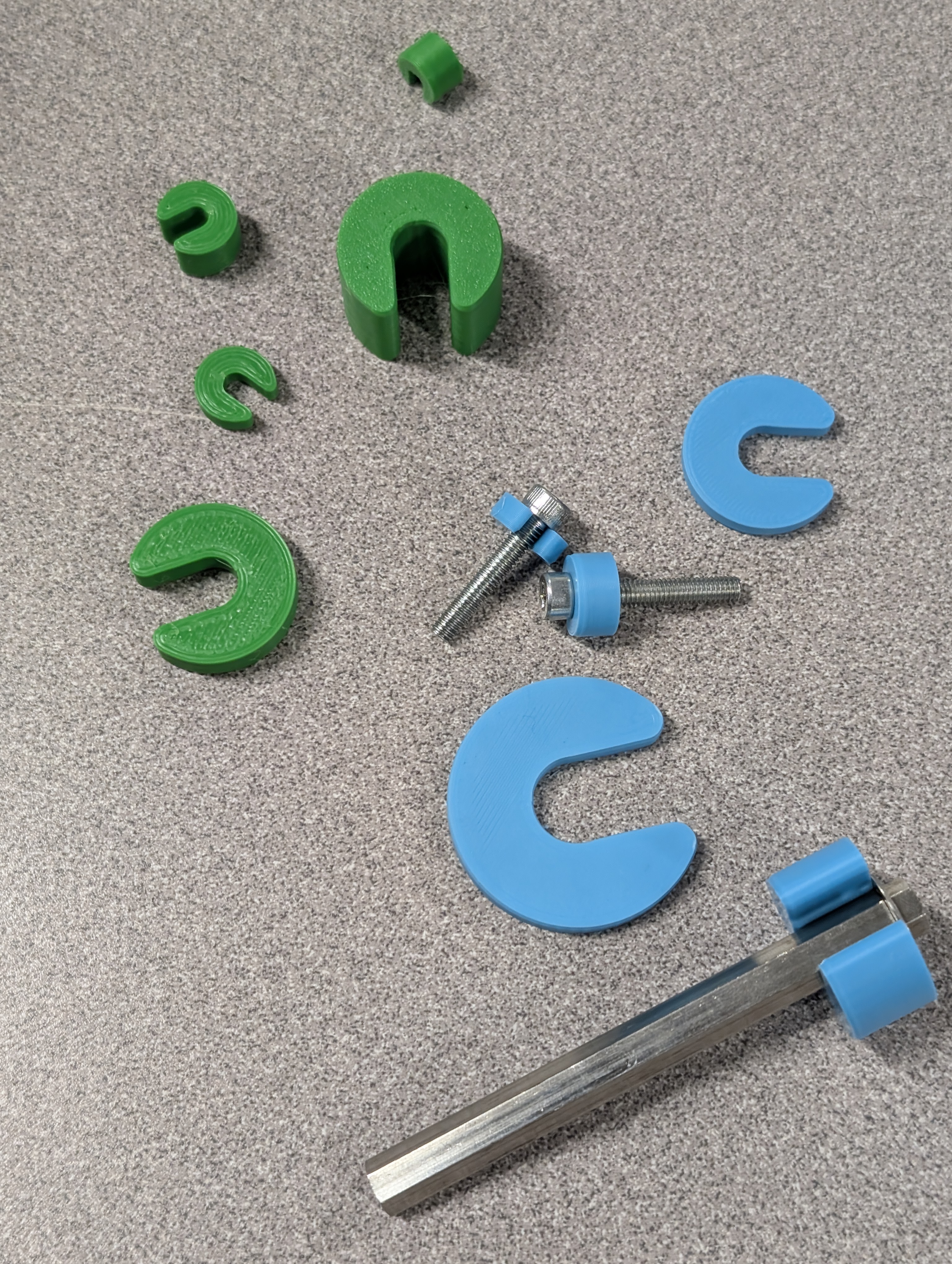 Metric Slotted Spacers, self-retaining for Machine Screws and Bolts - Split Shims