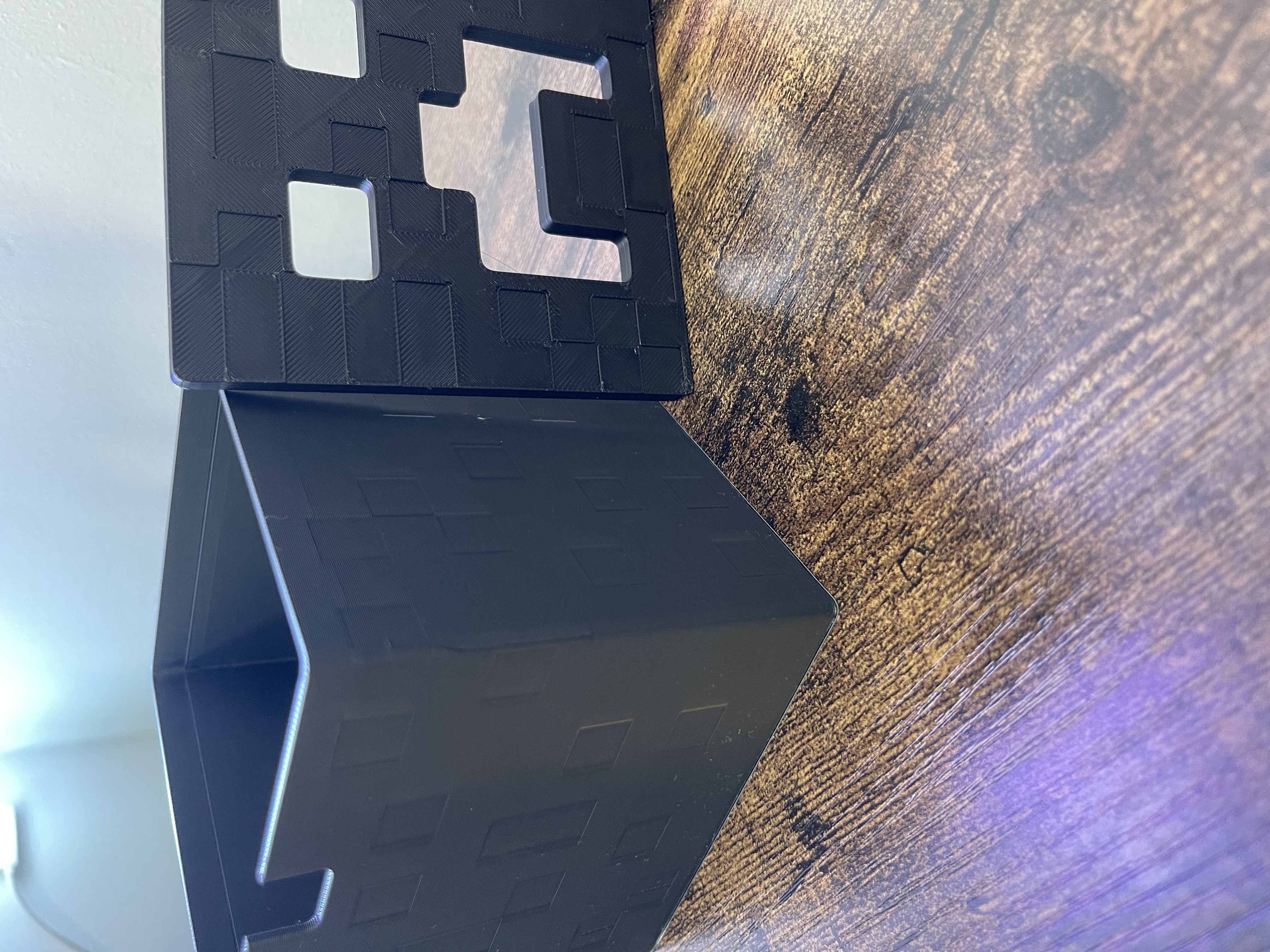 Miniatura 9 do modelo 3D Creeper Storage Box – Minecraft-Inspired Container