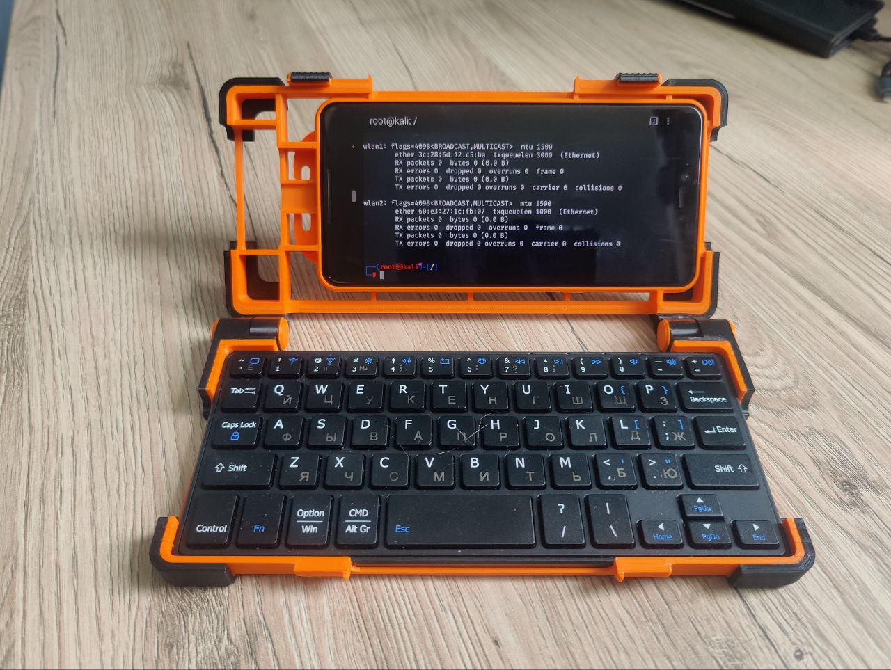 Pixel 3 XL Clamshell Palmtop - NetHunter C-deck v1.0.0