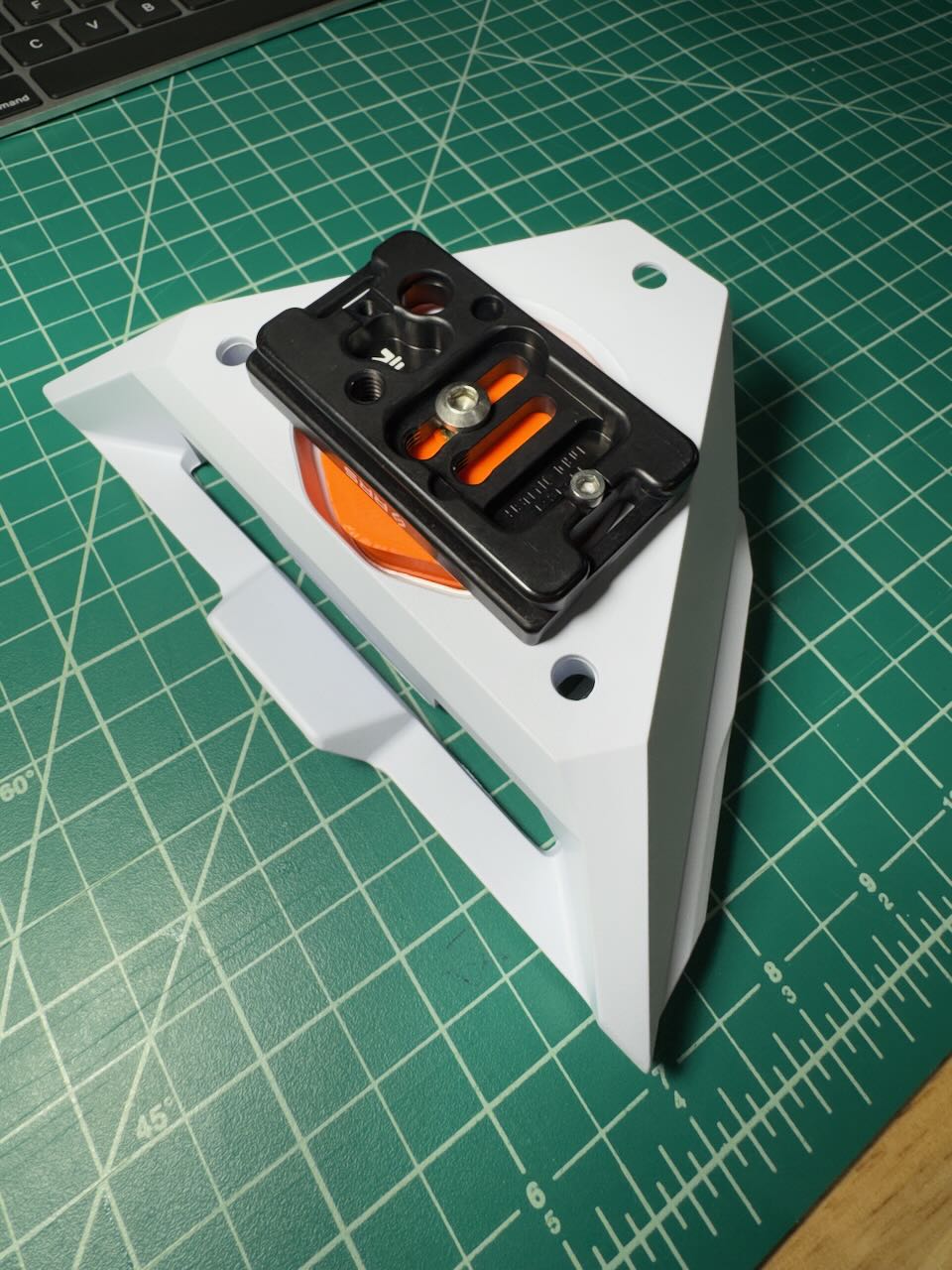 Starlink Mini Pole Mount — RRS / Arca Plate Adapter (flush angled top)