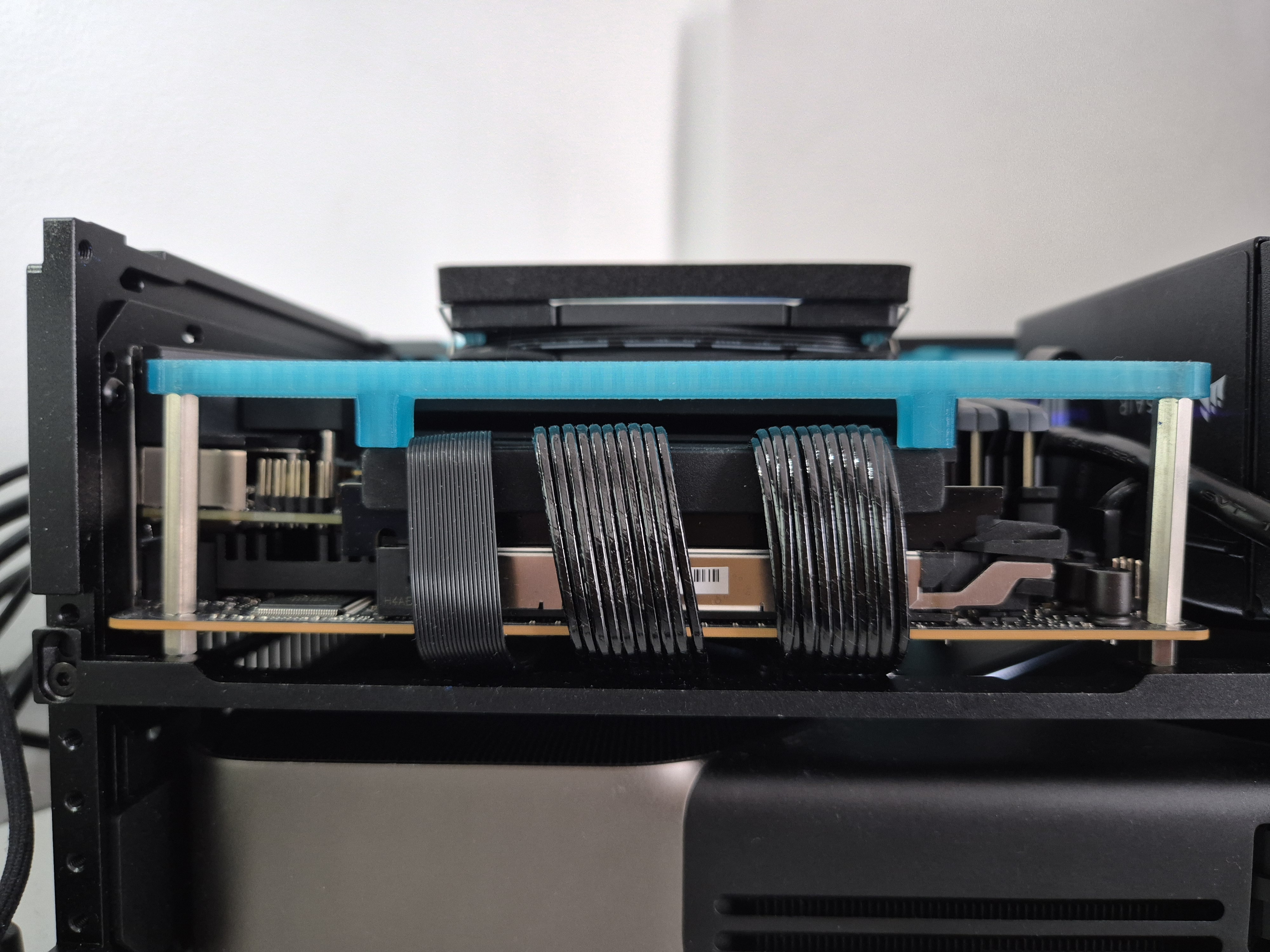 T1 V2.5 Pcie 5.0 Riser Lock Bar