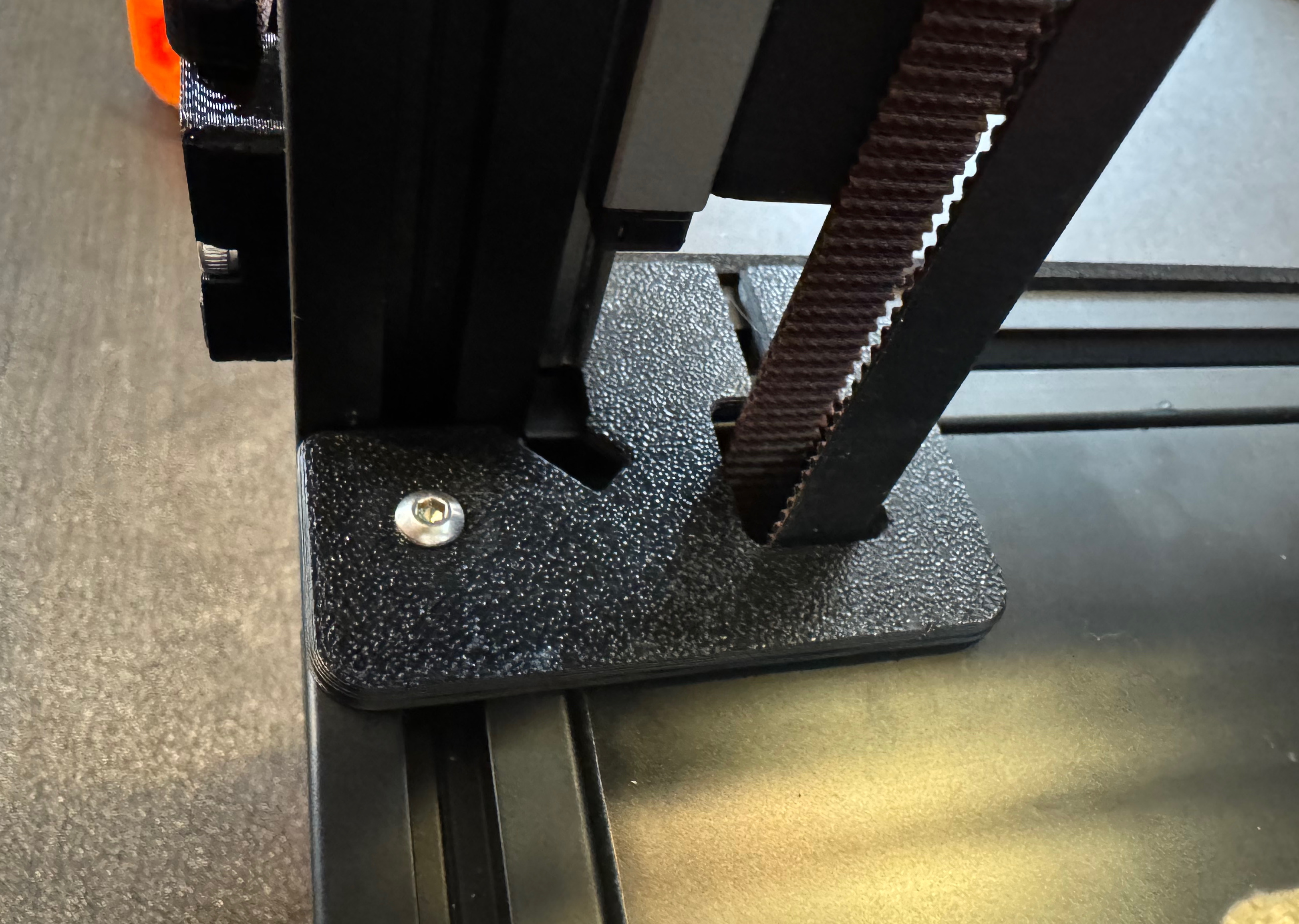 Z Belt Cover Narrow Extrusion Modification