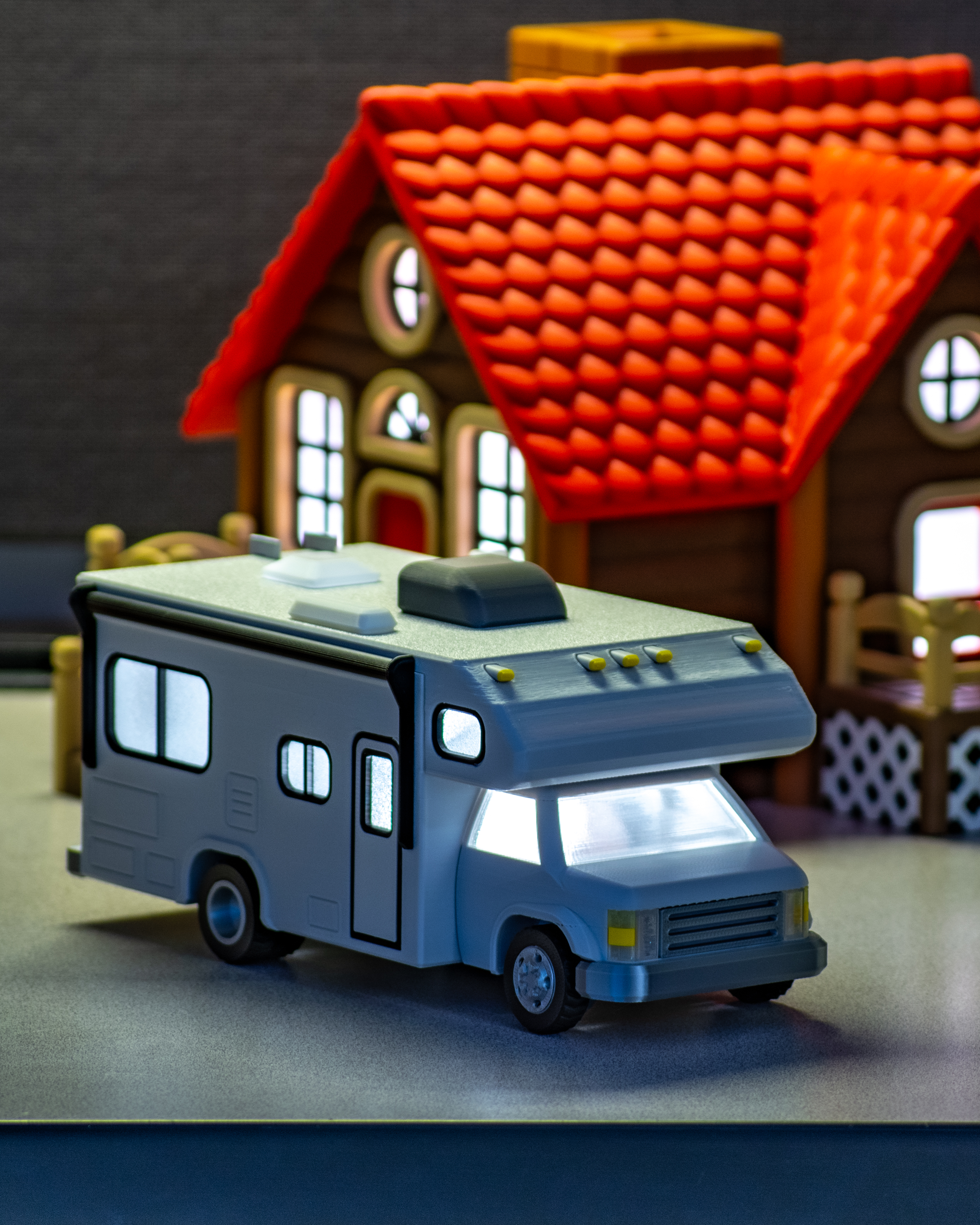 Classy Class-C RV Lamp - No AMS (or similar system) required