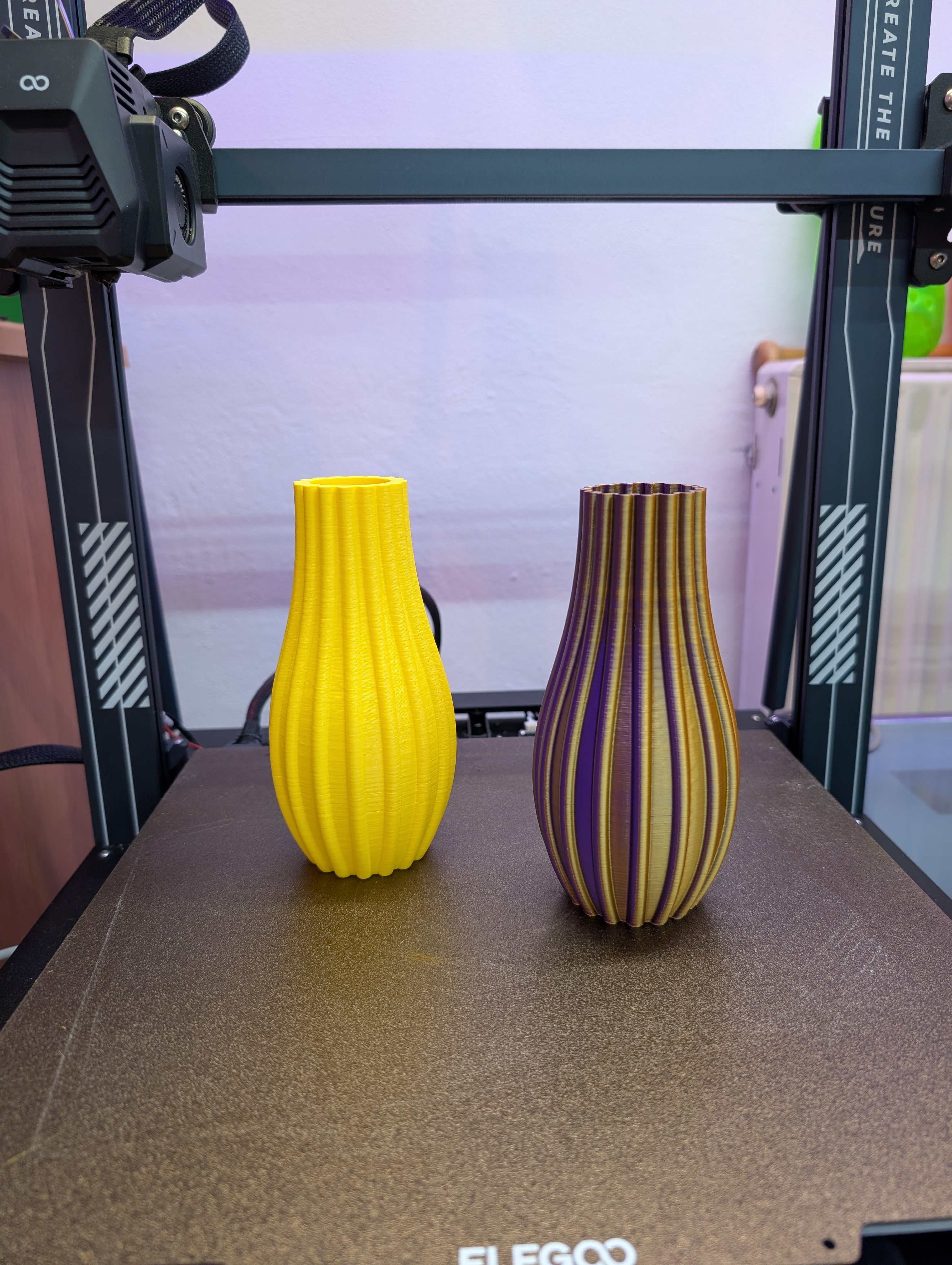 Modern Pillar Vase – Easy & Flexible Print