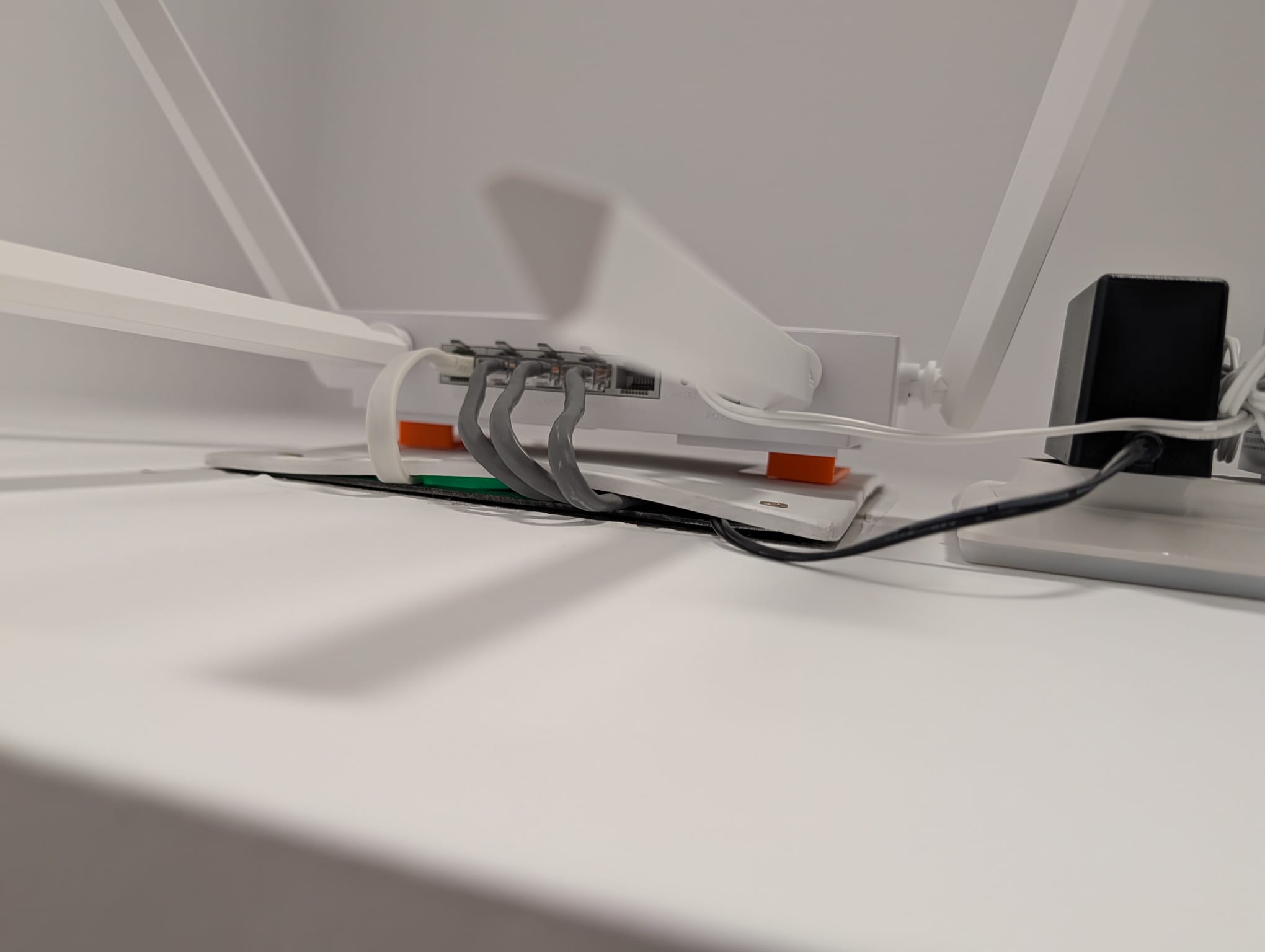 Router hanger/holder — thumbnail 3