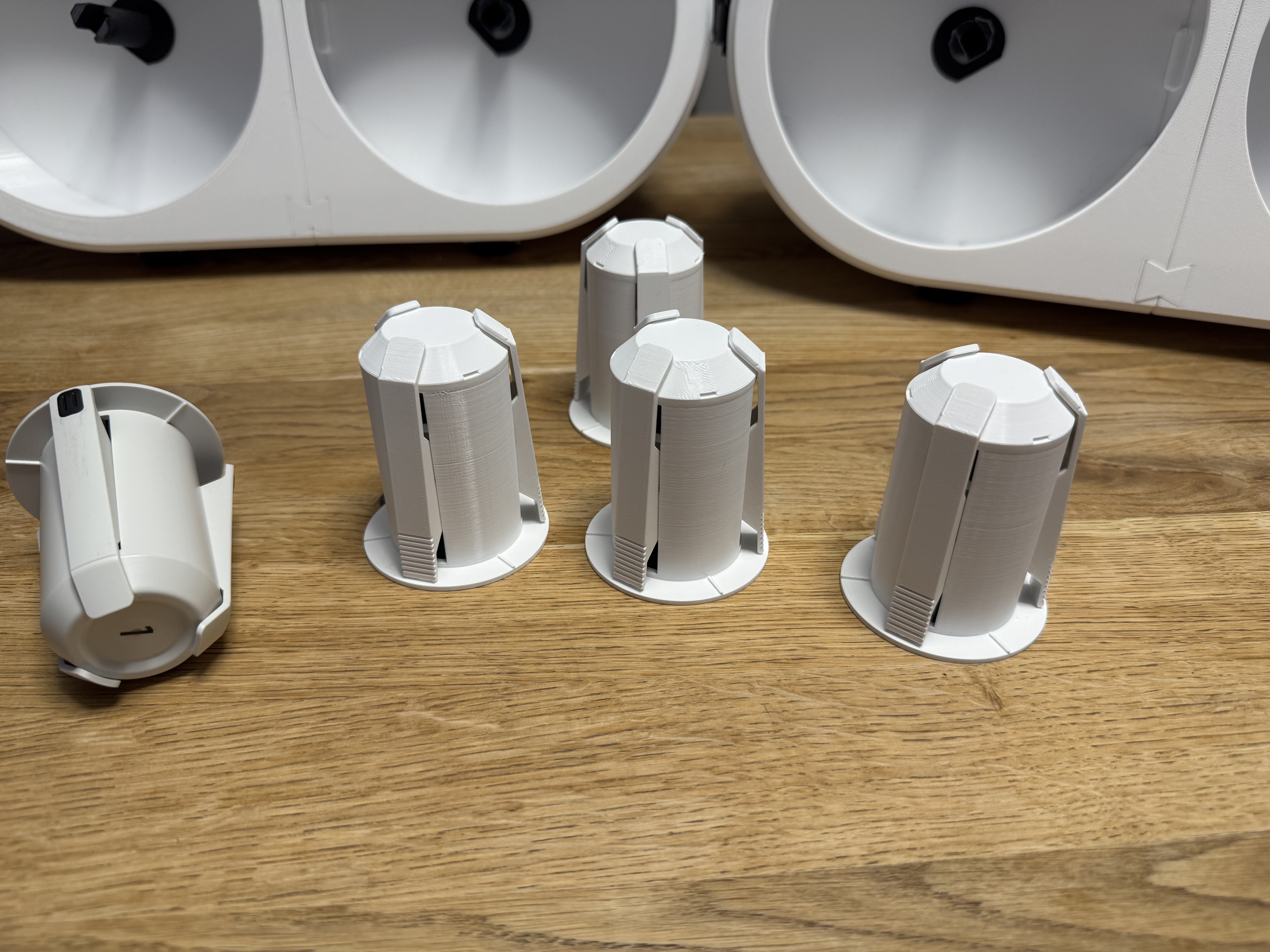 Snapmaker U1 Spool Holder for dry box — thumbnail 6