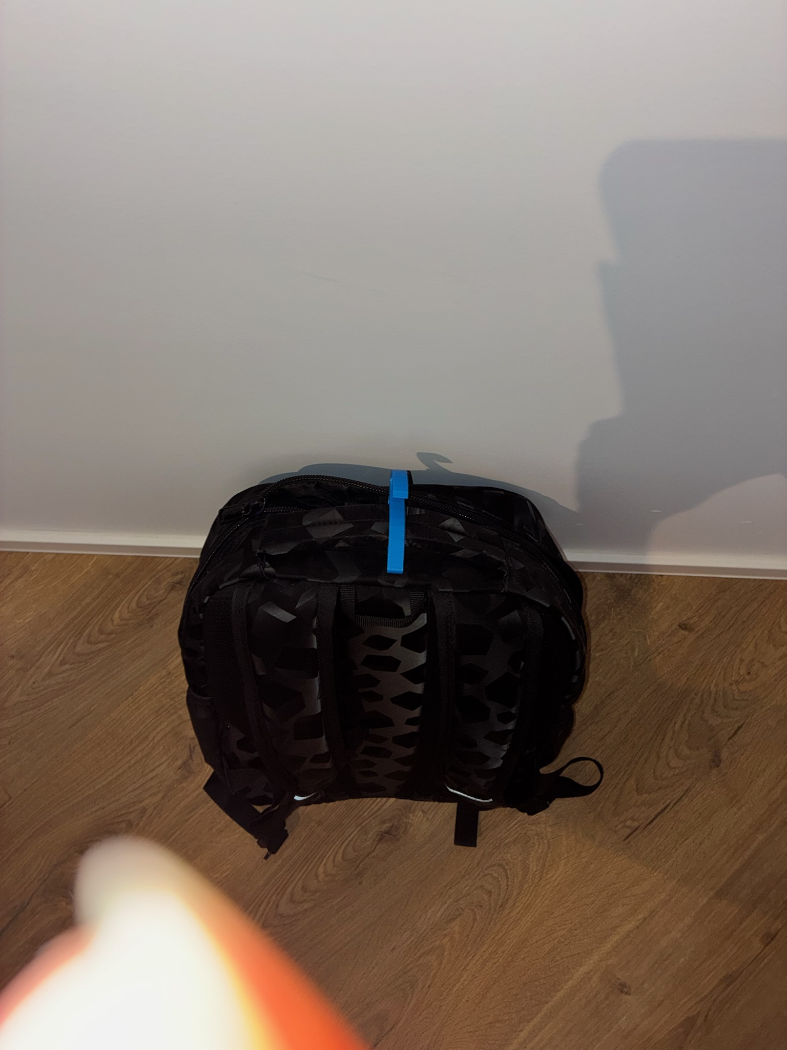 Backpack Jacket Holder Clip — miniatura 8