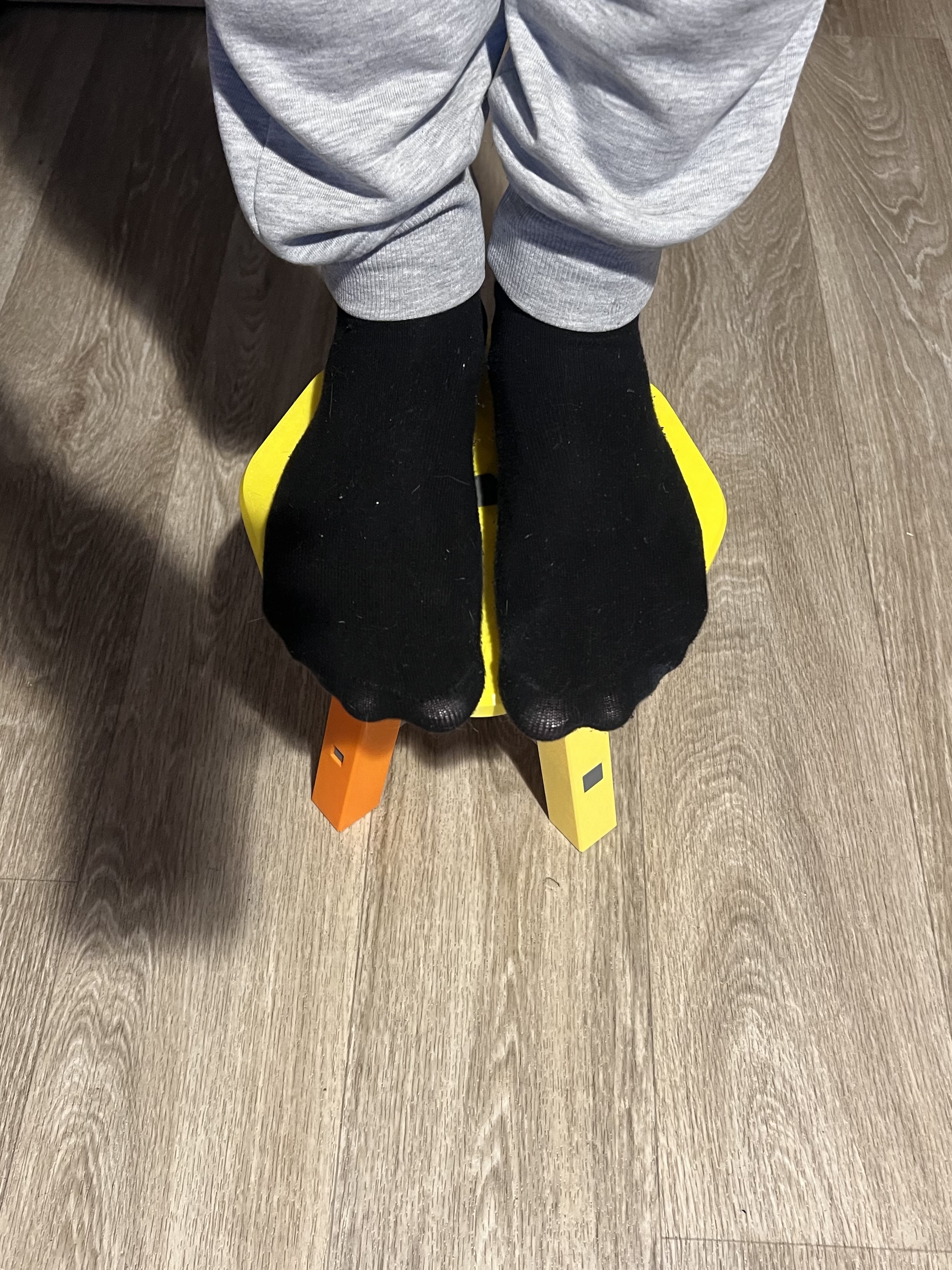 Children's stool — thumbnail 3