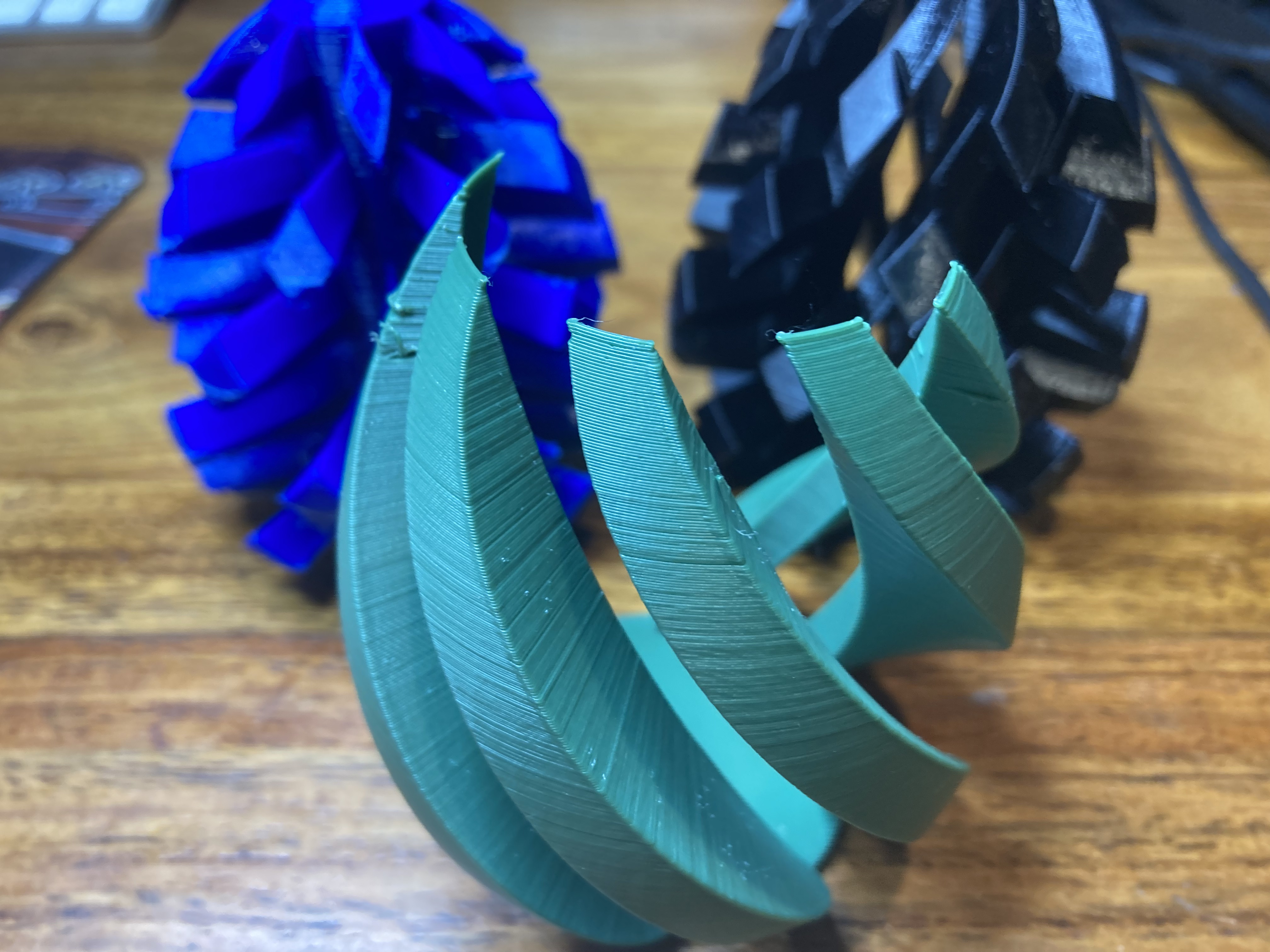 Spiral twist combining easter eggs — miniatura 10