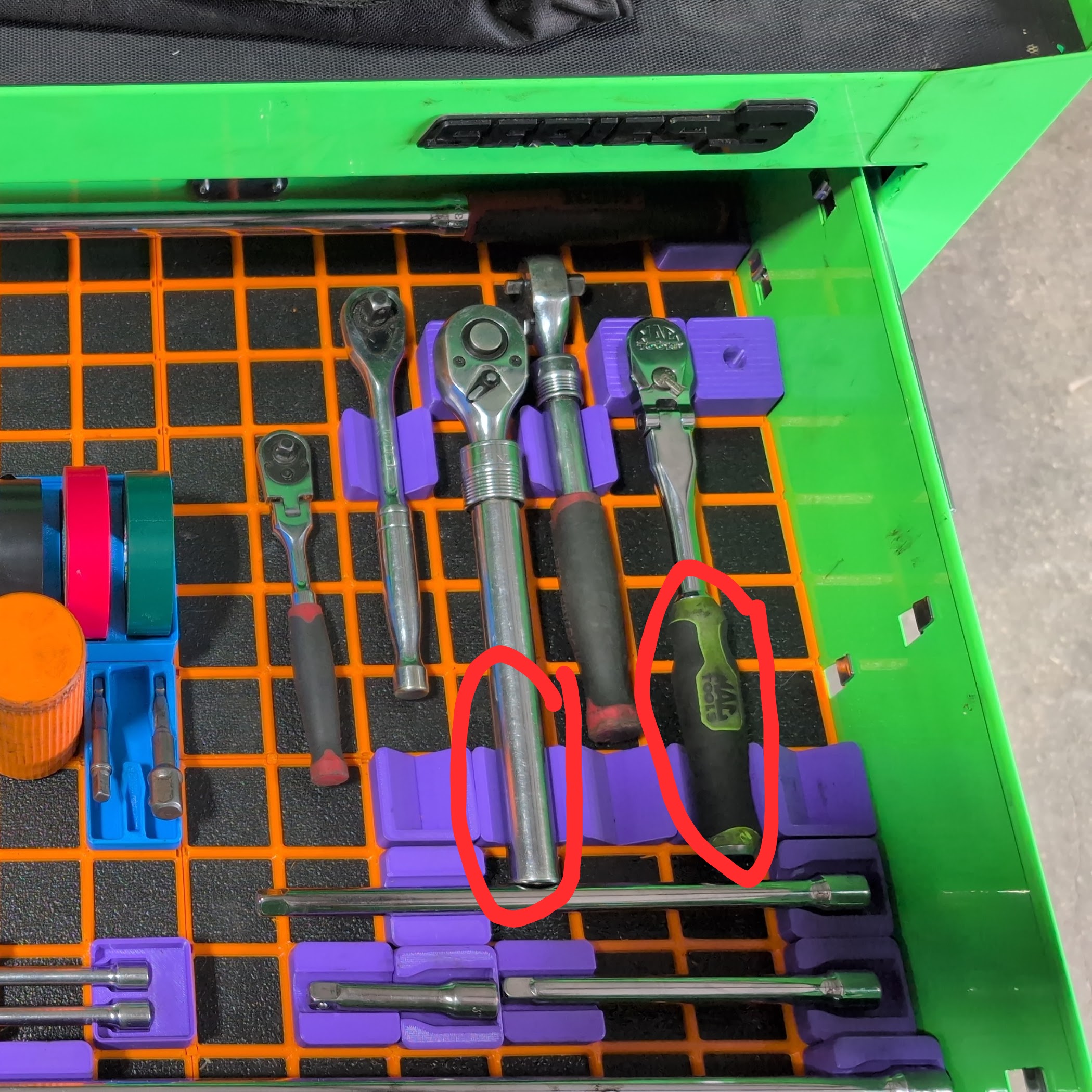 Ratchet Tray Through Version