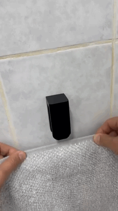 towel ball hanger