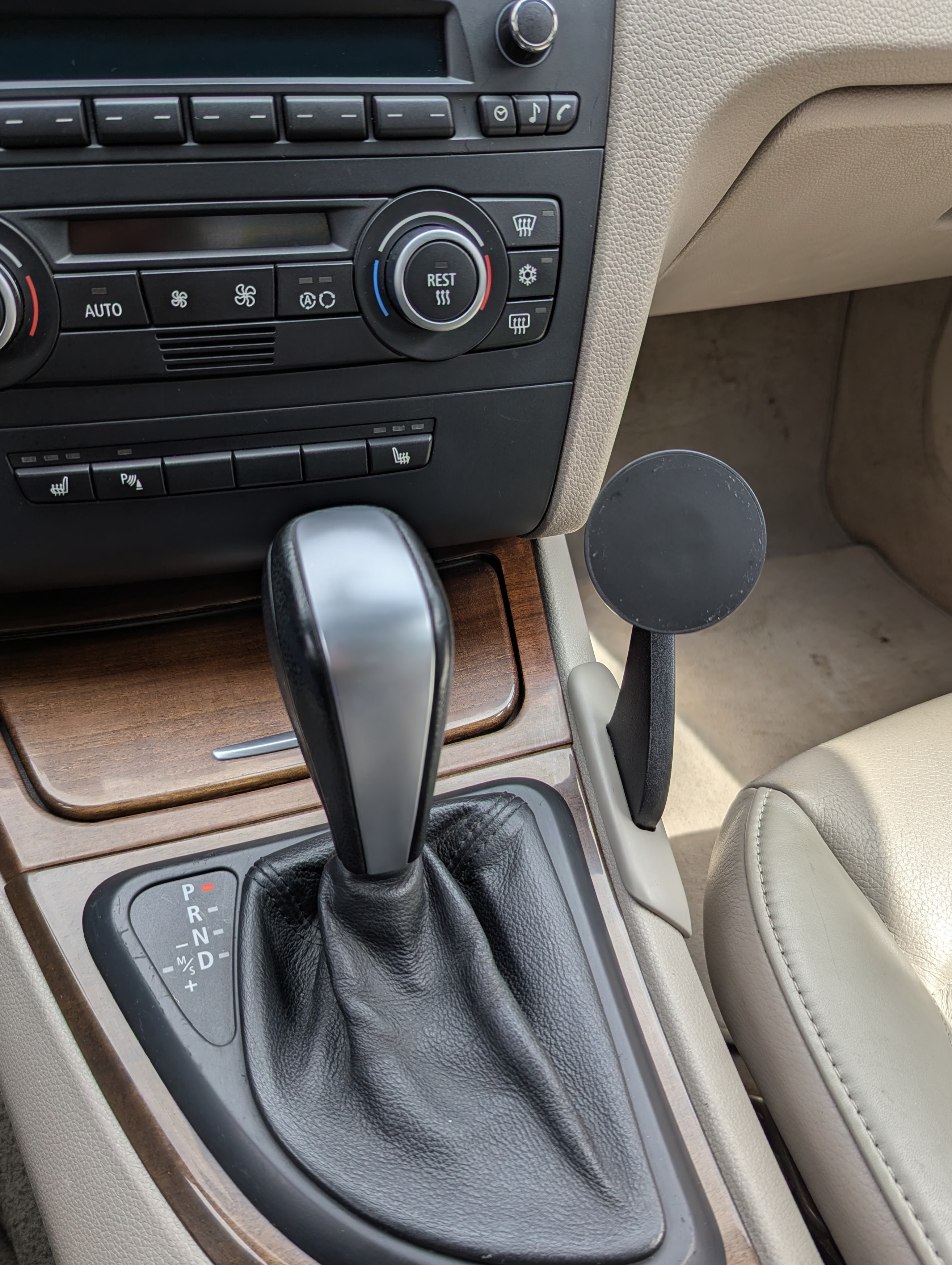 Phone holder bracket for BMW 1 Series