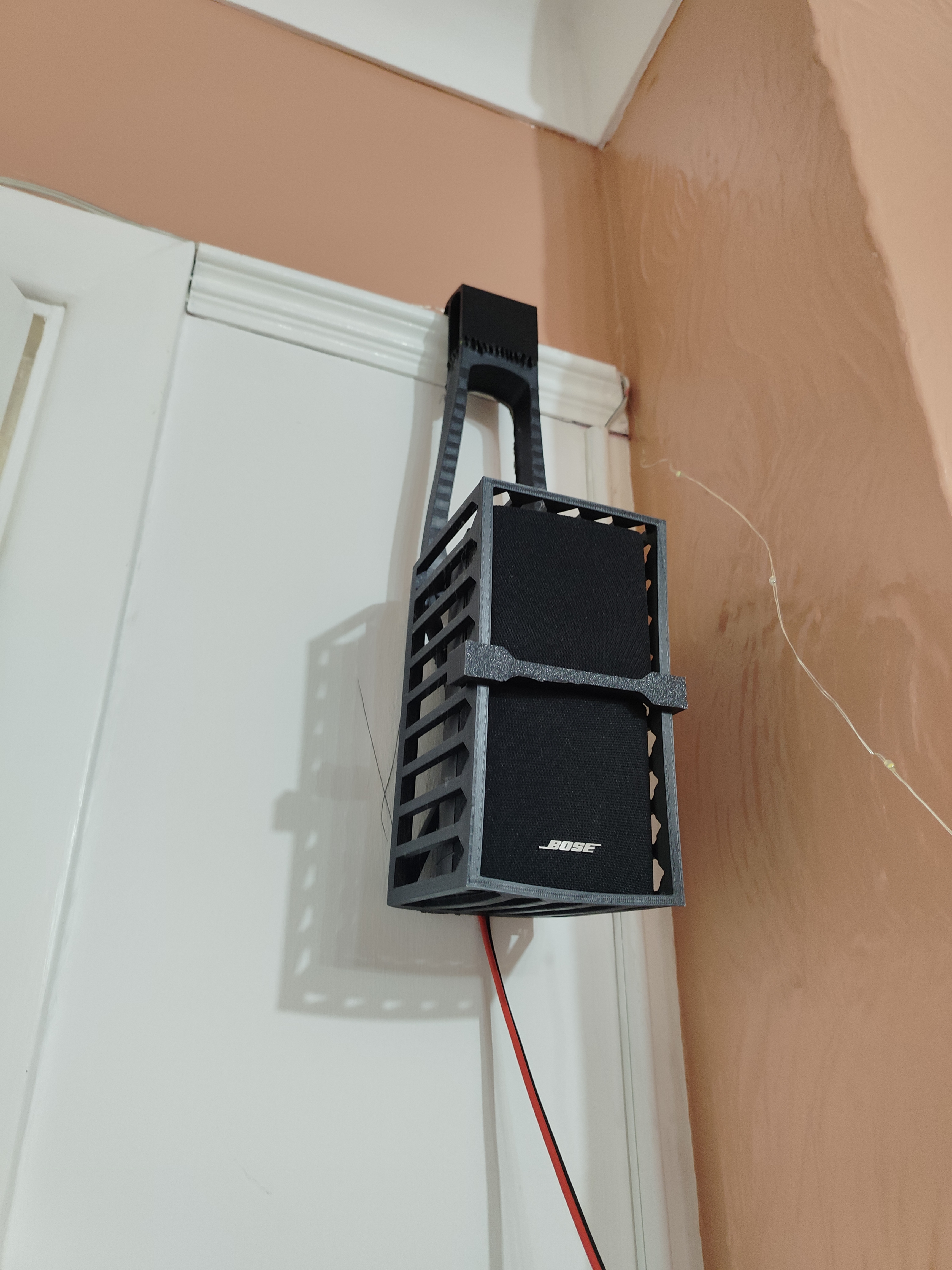 Speaker Hanger (Acoustimass 5)