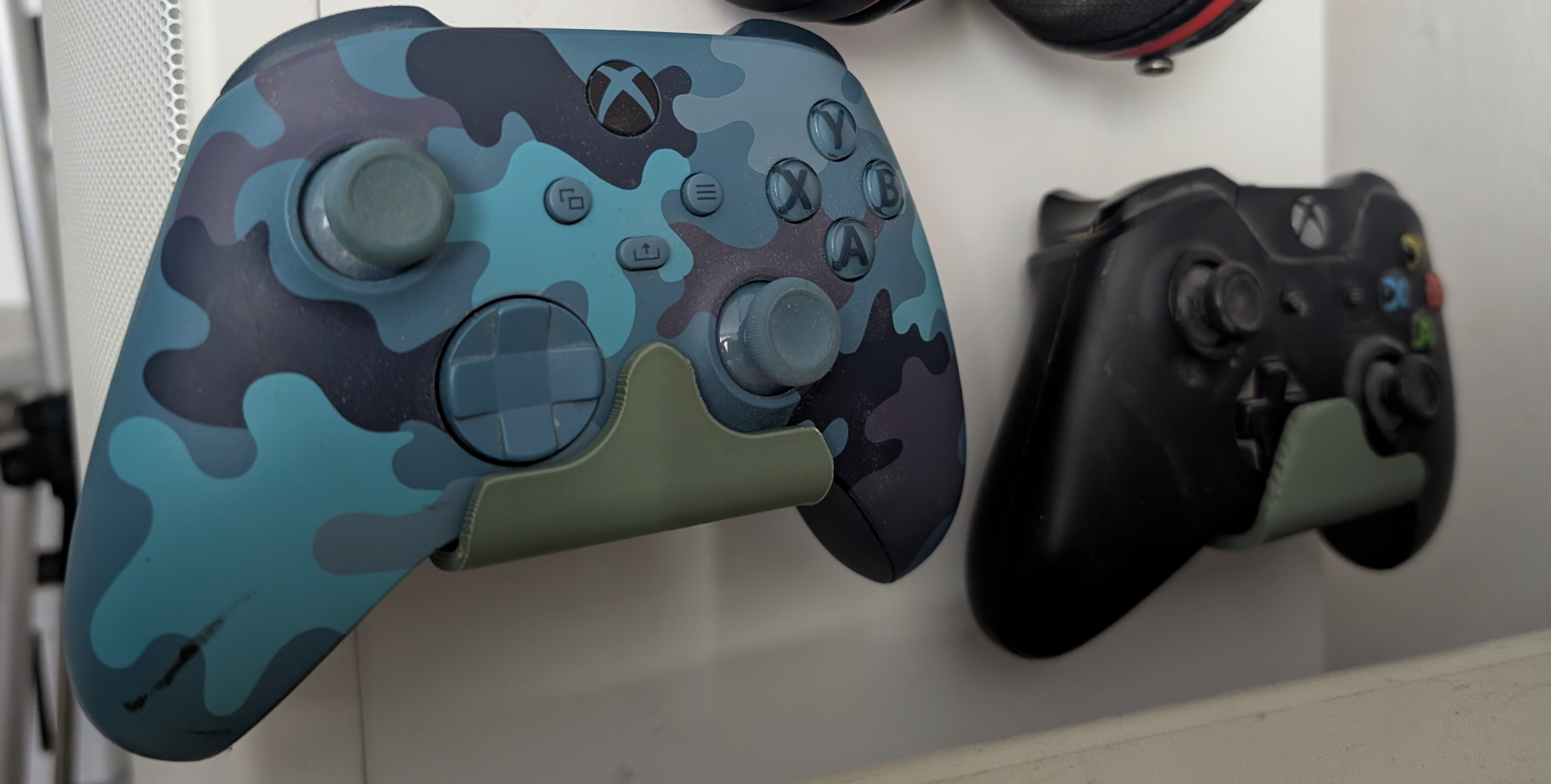 Microsoft Xbox One wall mount - Modernized (BT-Version)