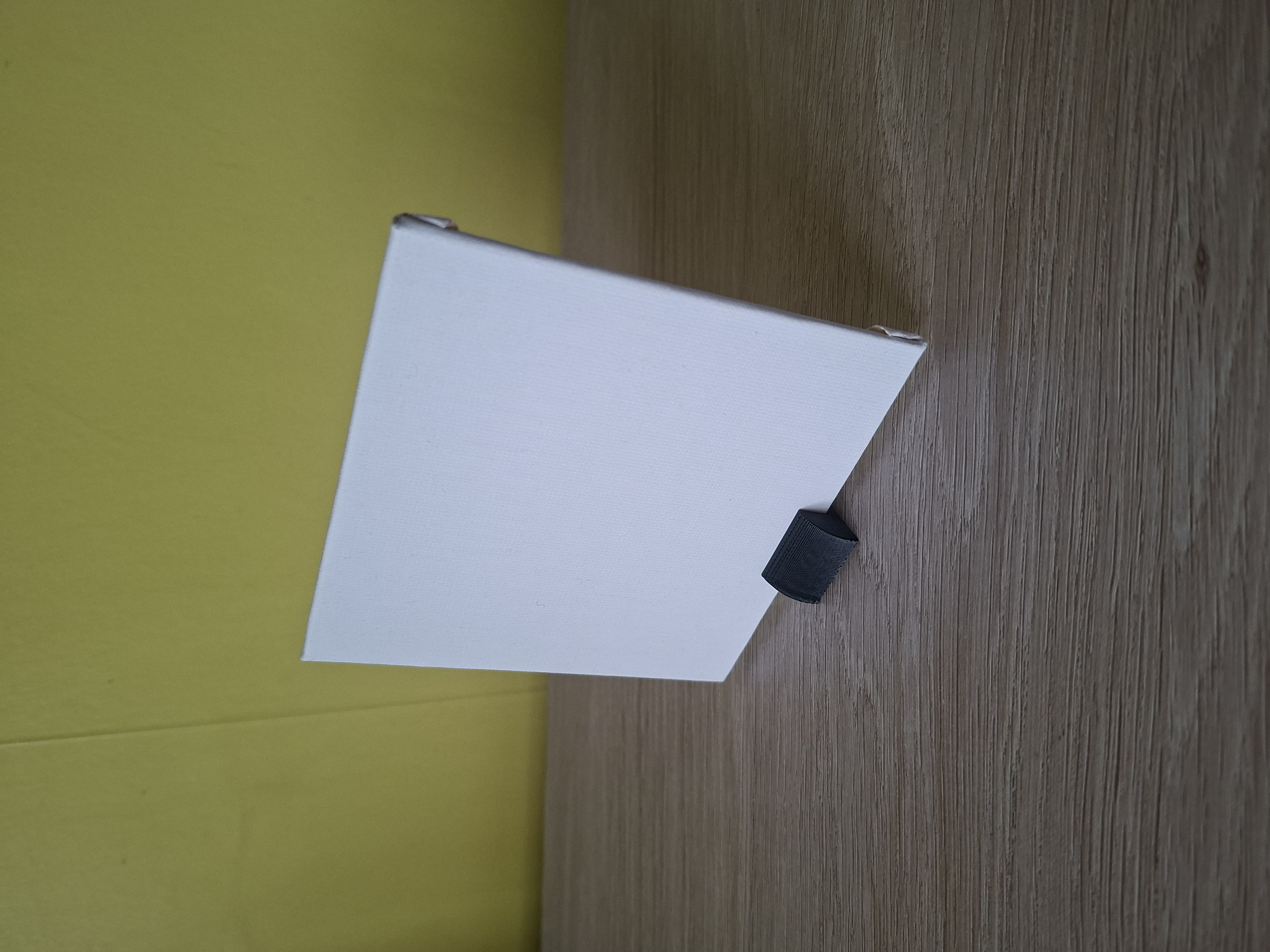 Small canvas stand