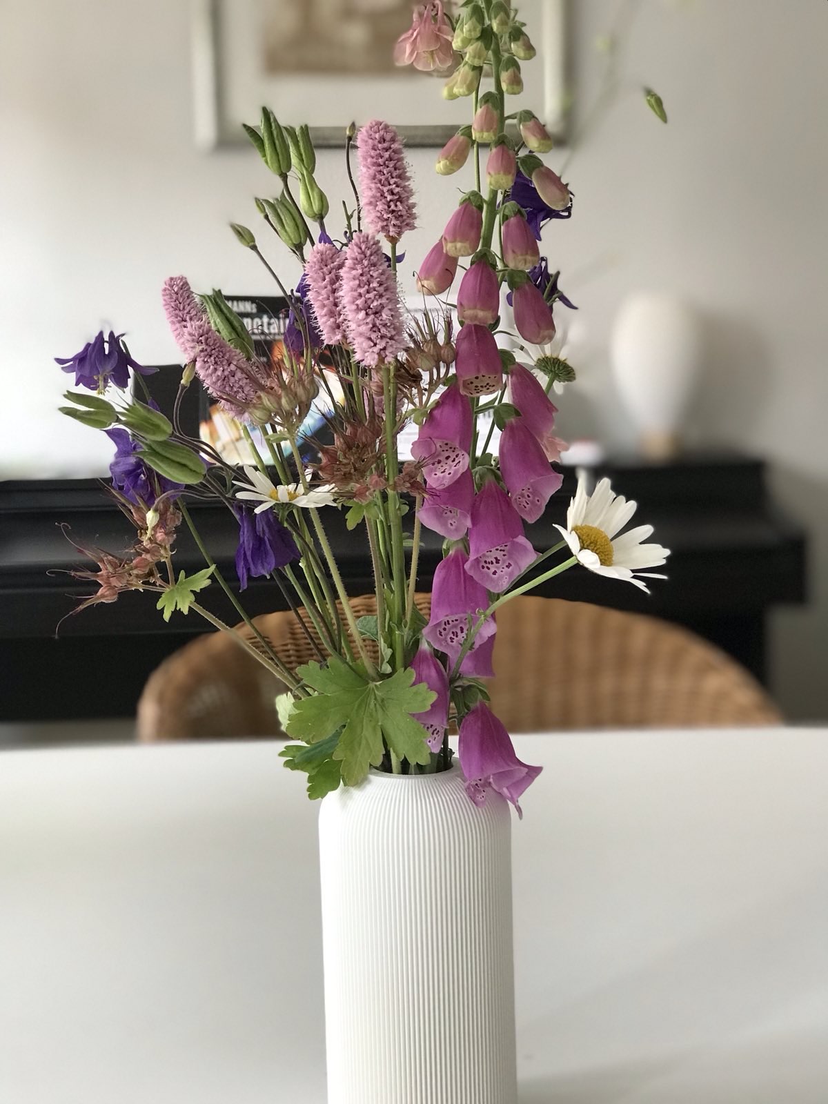 TrueFruits Flower Vase