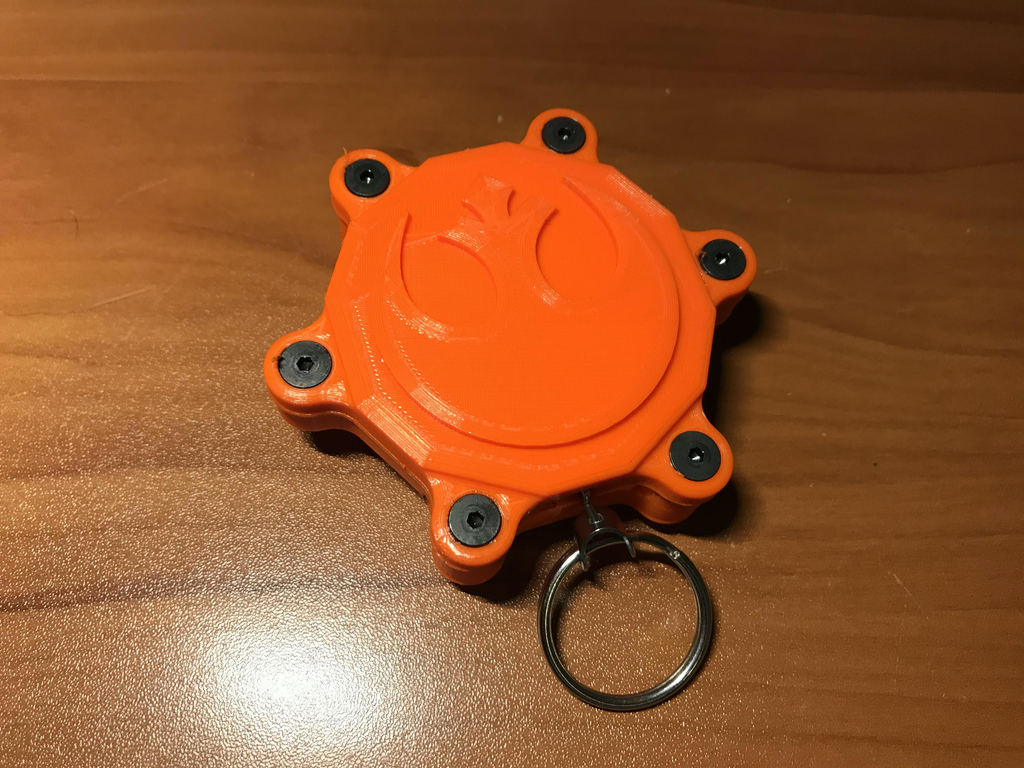 Retractable Belt Clip Case with replaceable clip