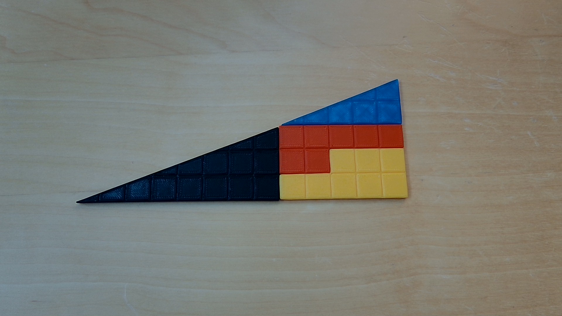 Missing Square Puzzle (Curry's Paradox) — miniatura 3