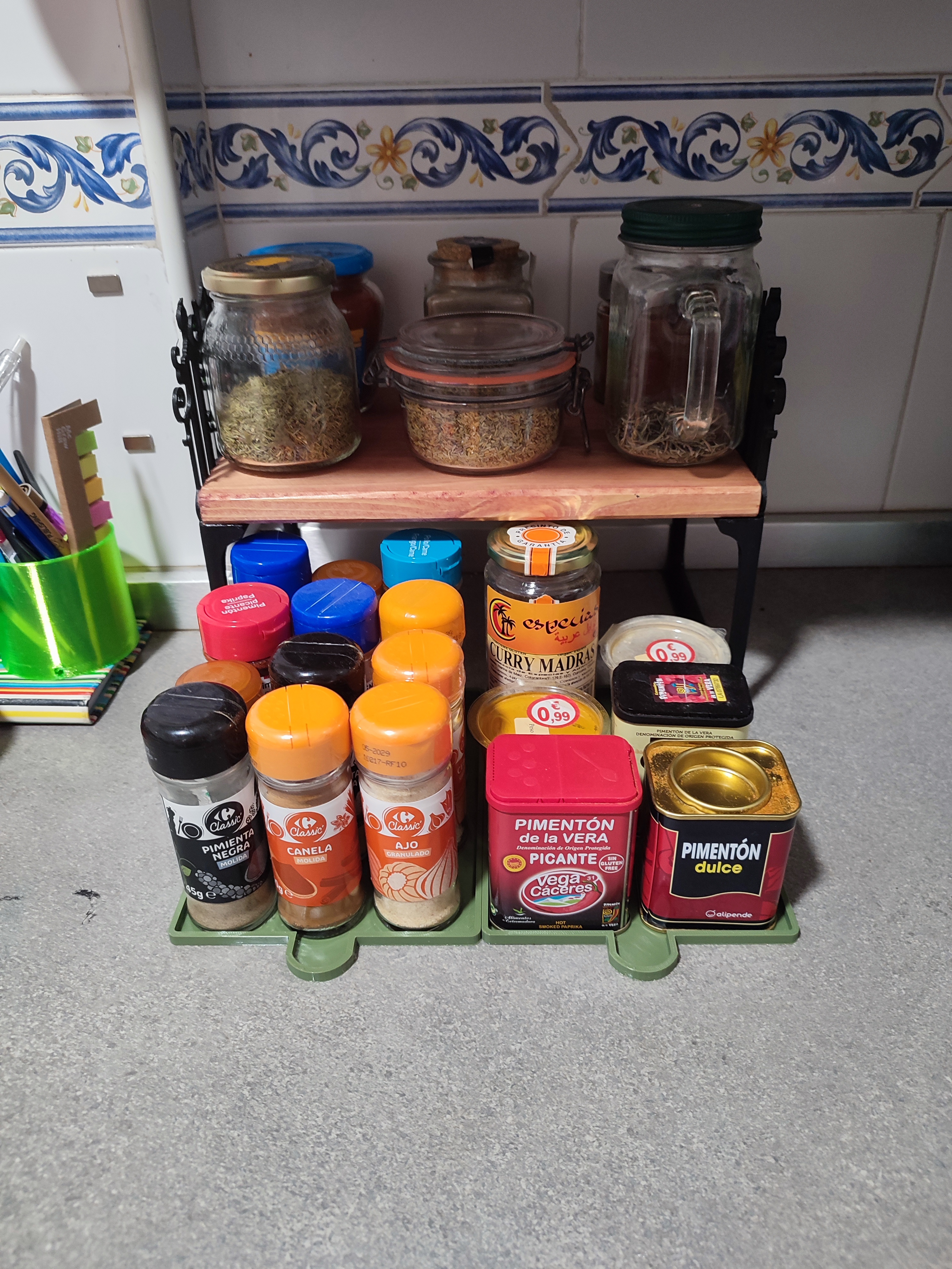 Spice rack