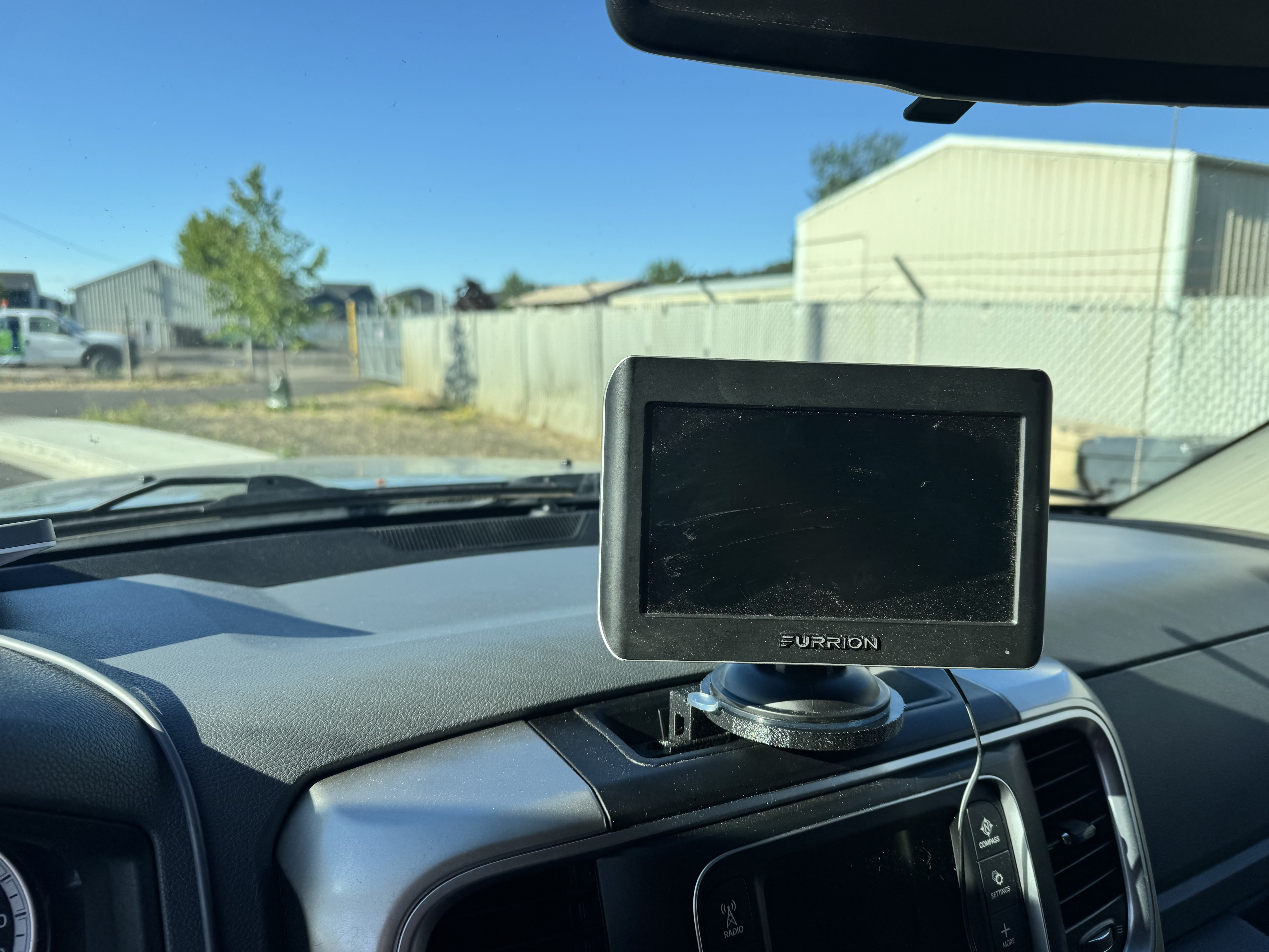 2016 Ram 3500 suction mount platform — miniatura 4