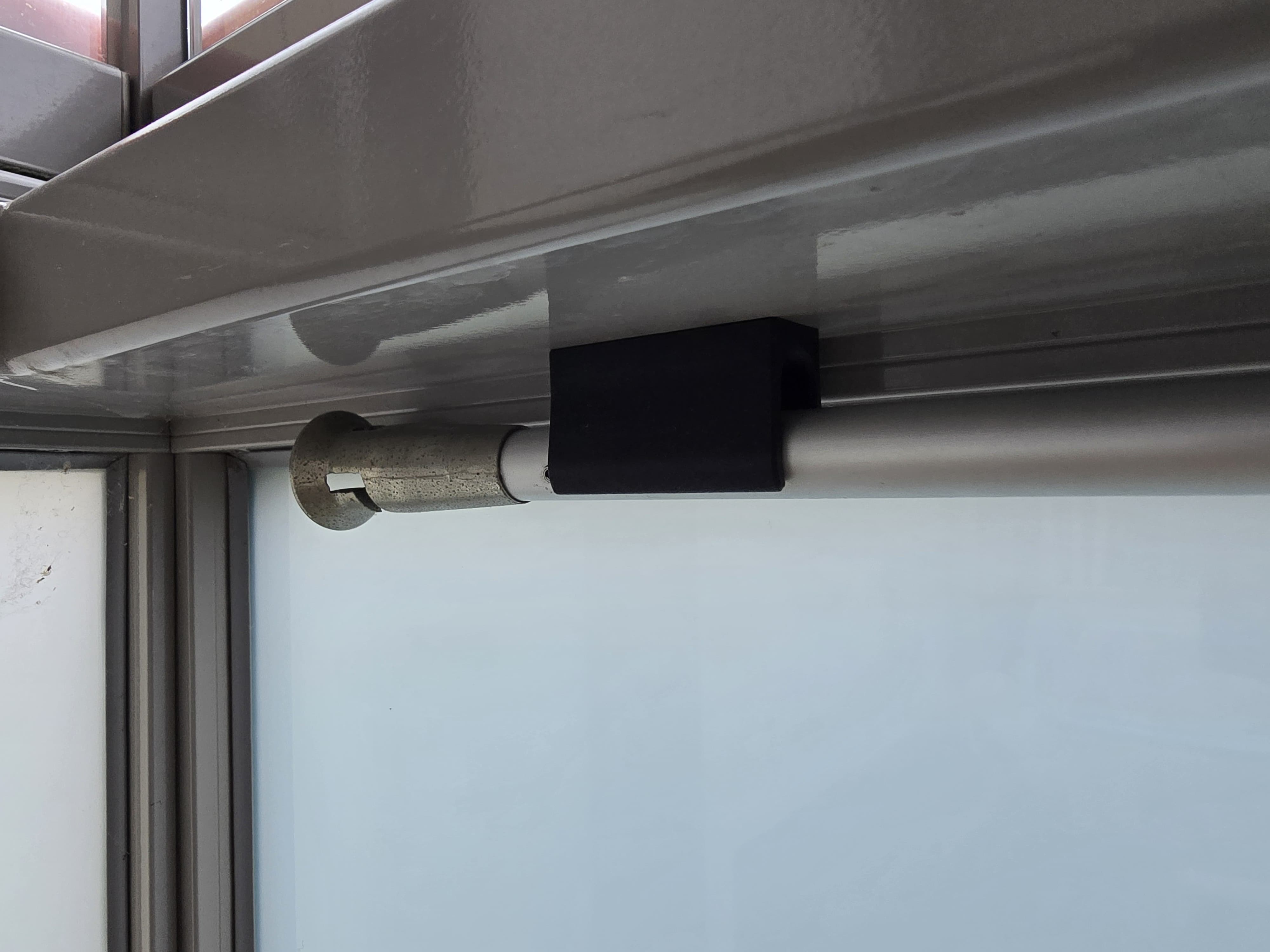 Awning crank holder (Markisenkurbel Halter)