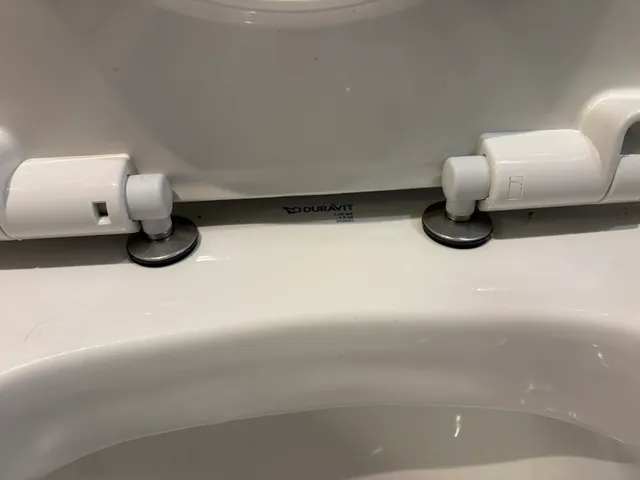 Duravit Toilet Seat spacer