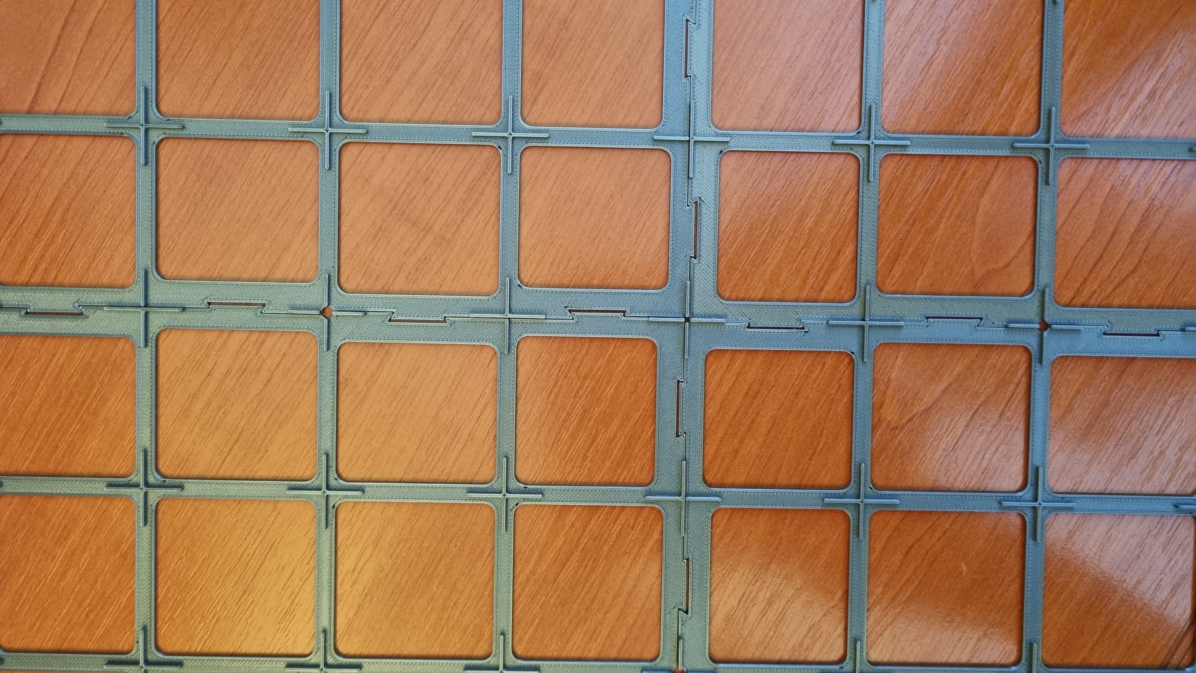 Karak (Kosmos version) 4x4 tiles grid / mřížka