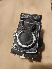 Yashica TLR/Bay 1 Folding Lenscap