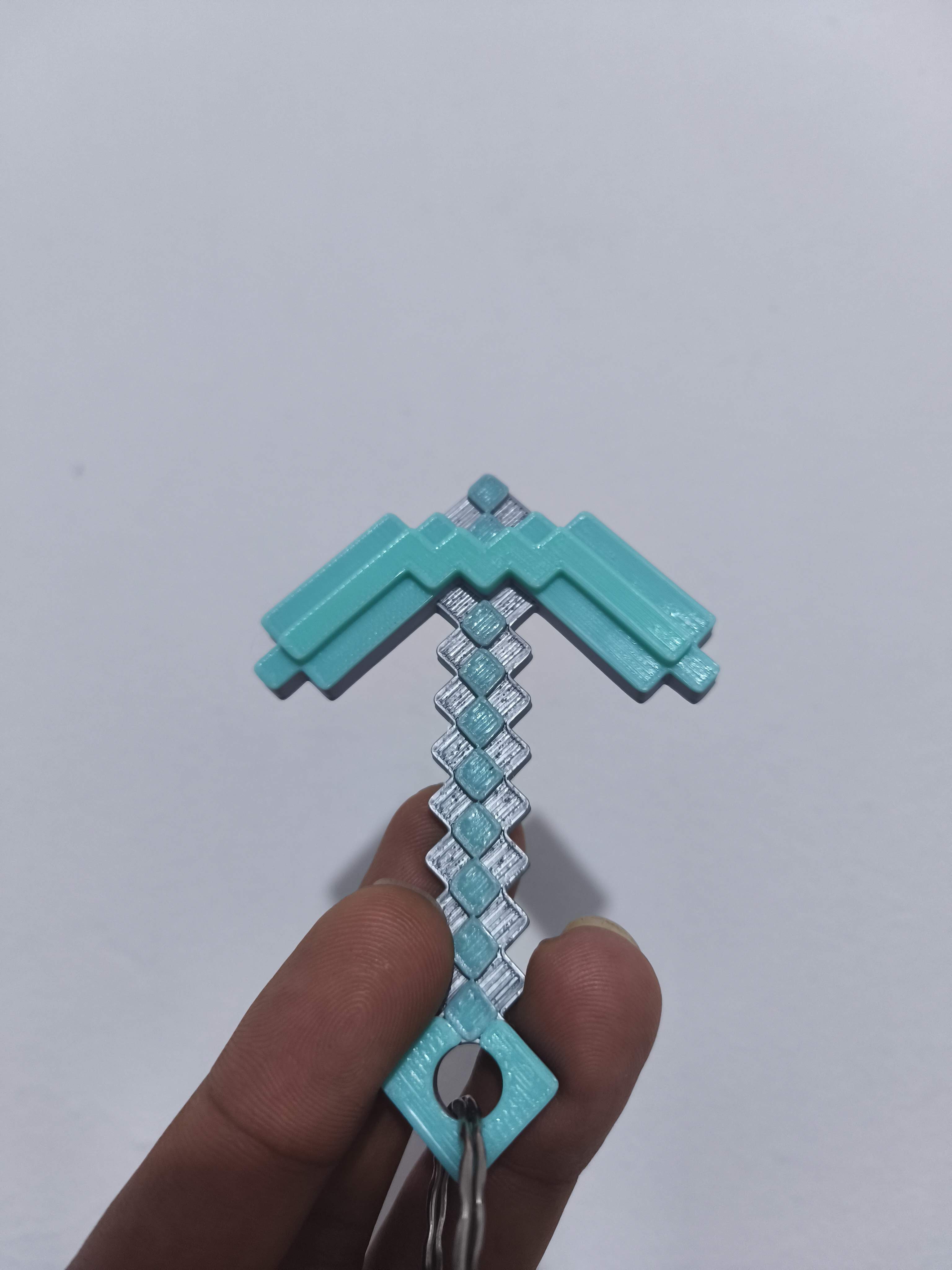 Miniatura 3 do modelo 3D Minecraft Pickaxe Keychain