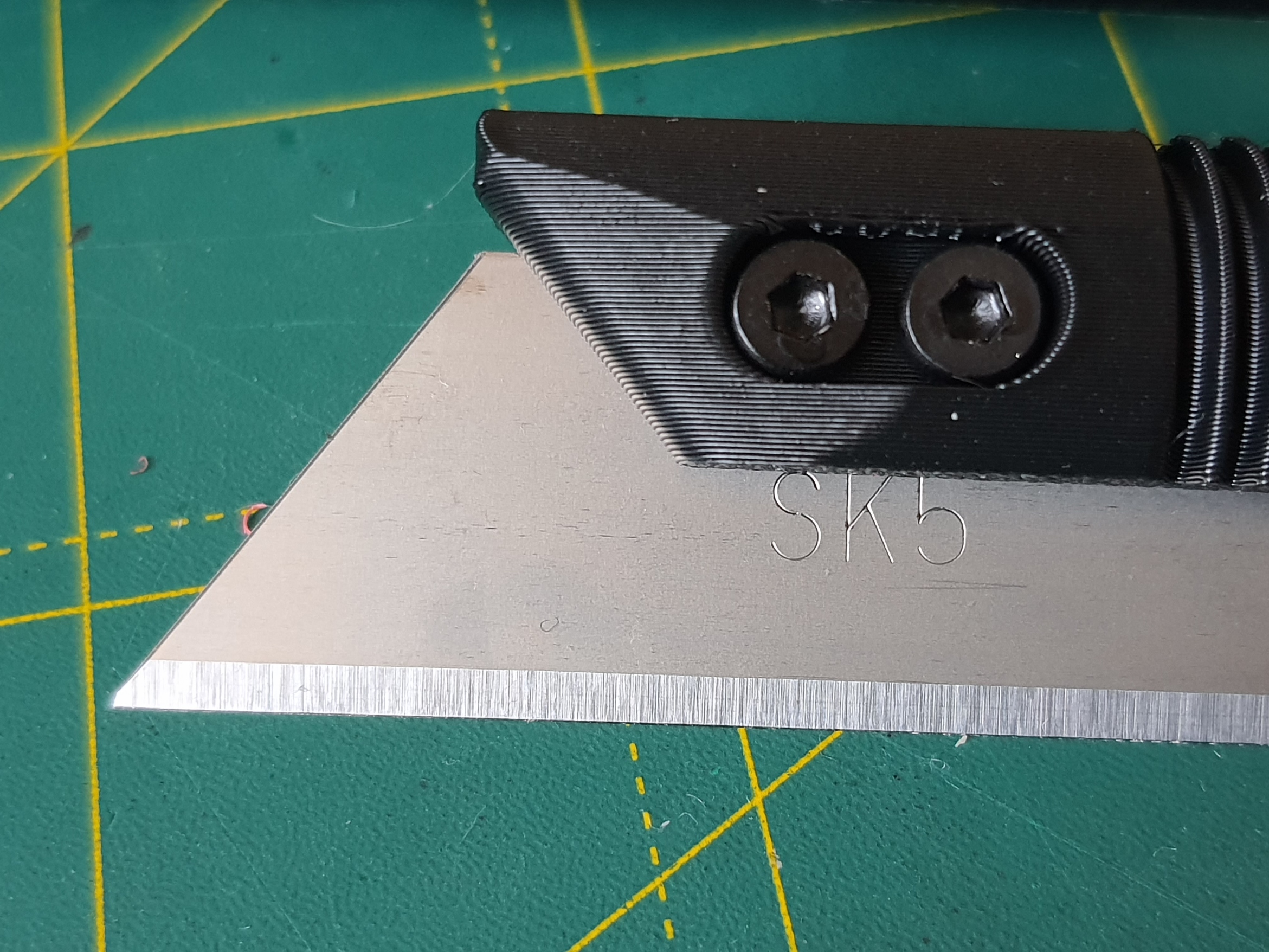 Miniatura 11 do modelo 3D Adjustable utility knife