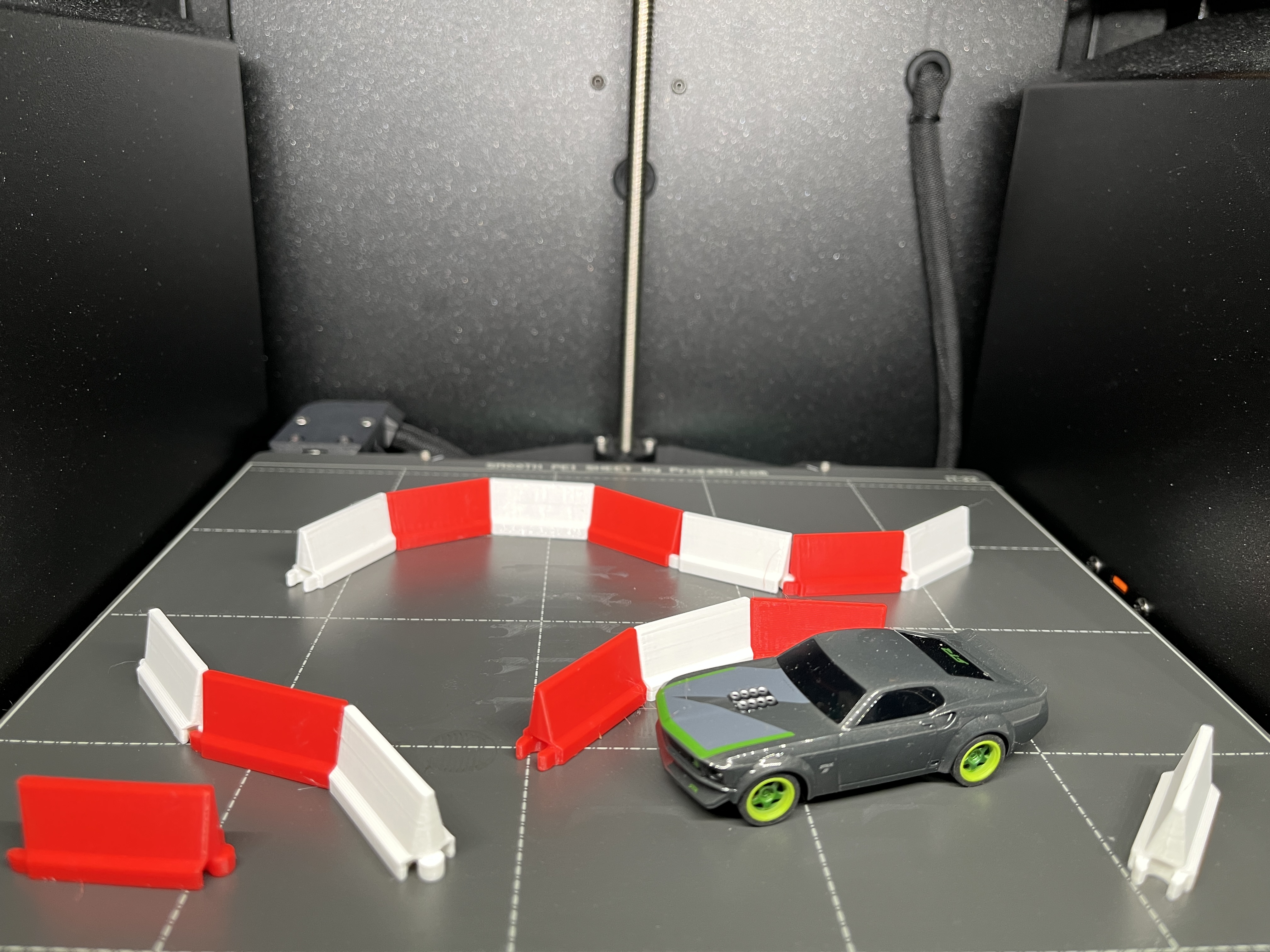 Guardrail scale 1:64