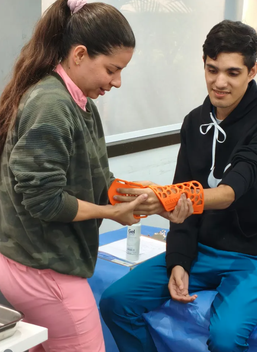 Body Casts to help Venezuelan Earthquake victims