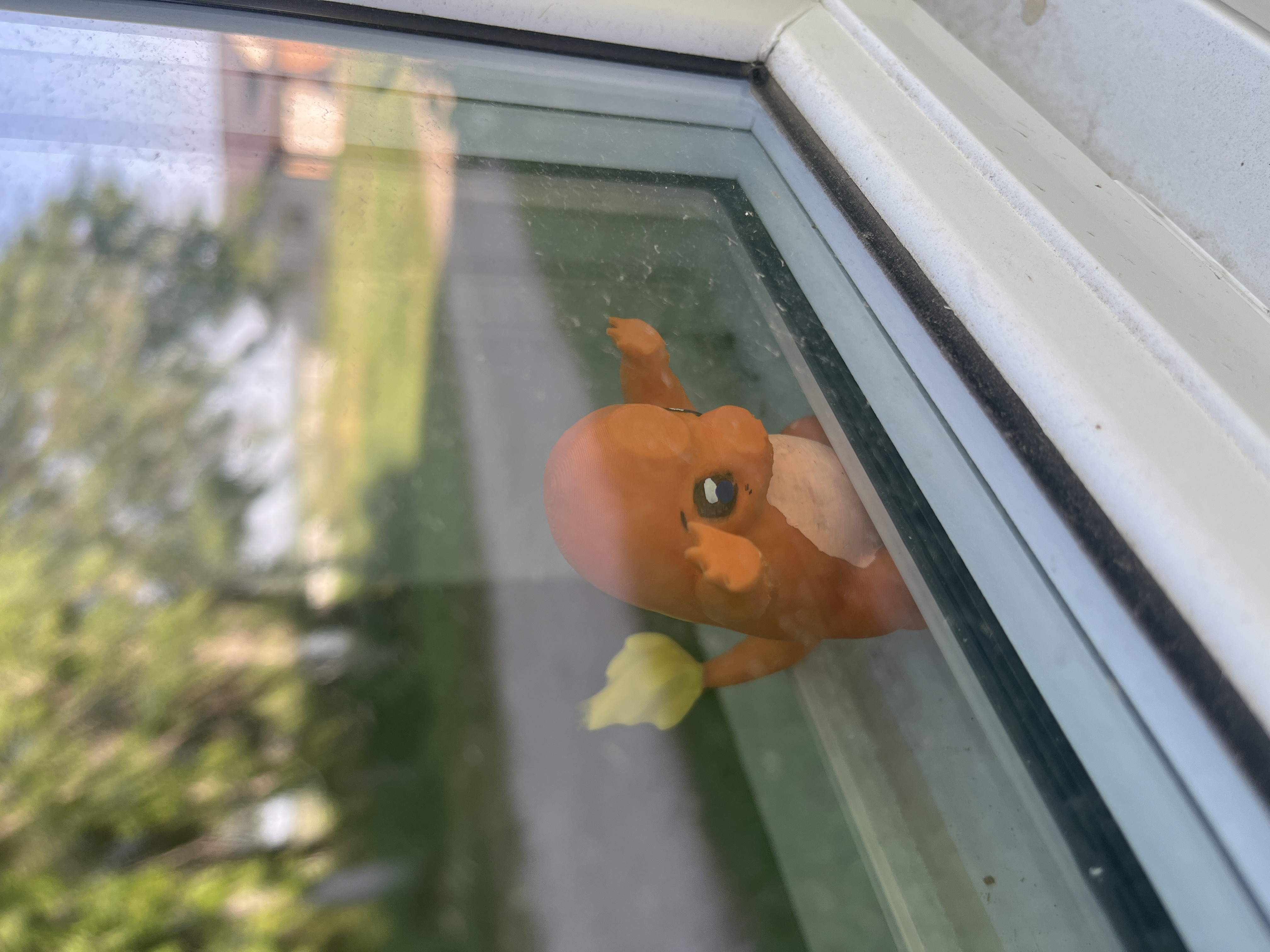 Improved Charmander Window Watcher Remix