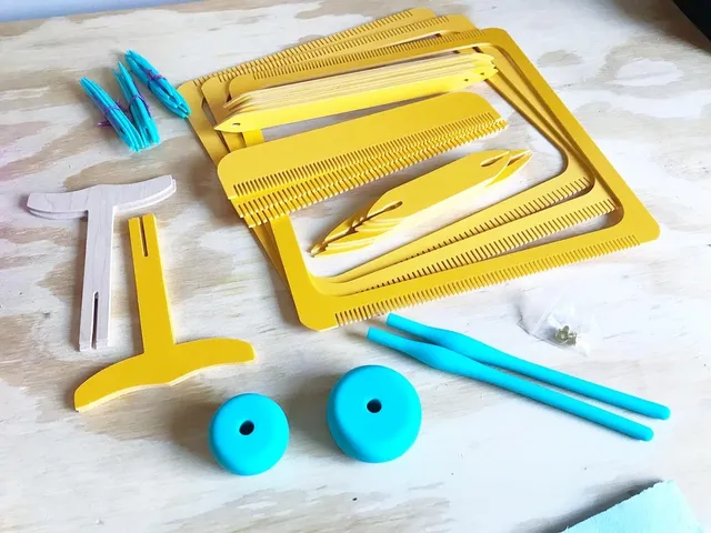 Looms