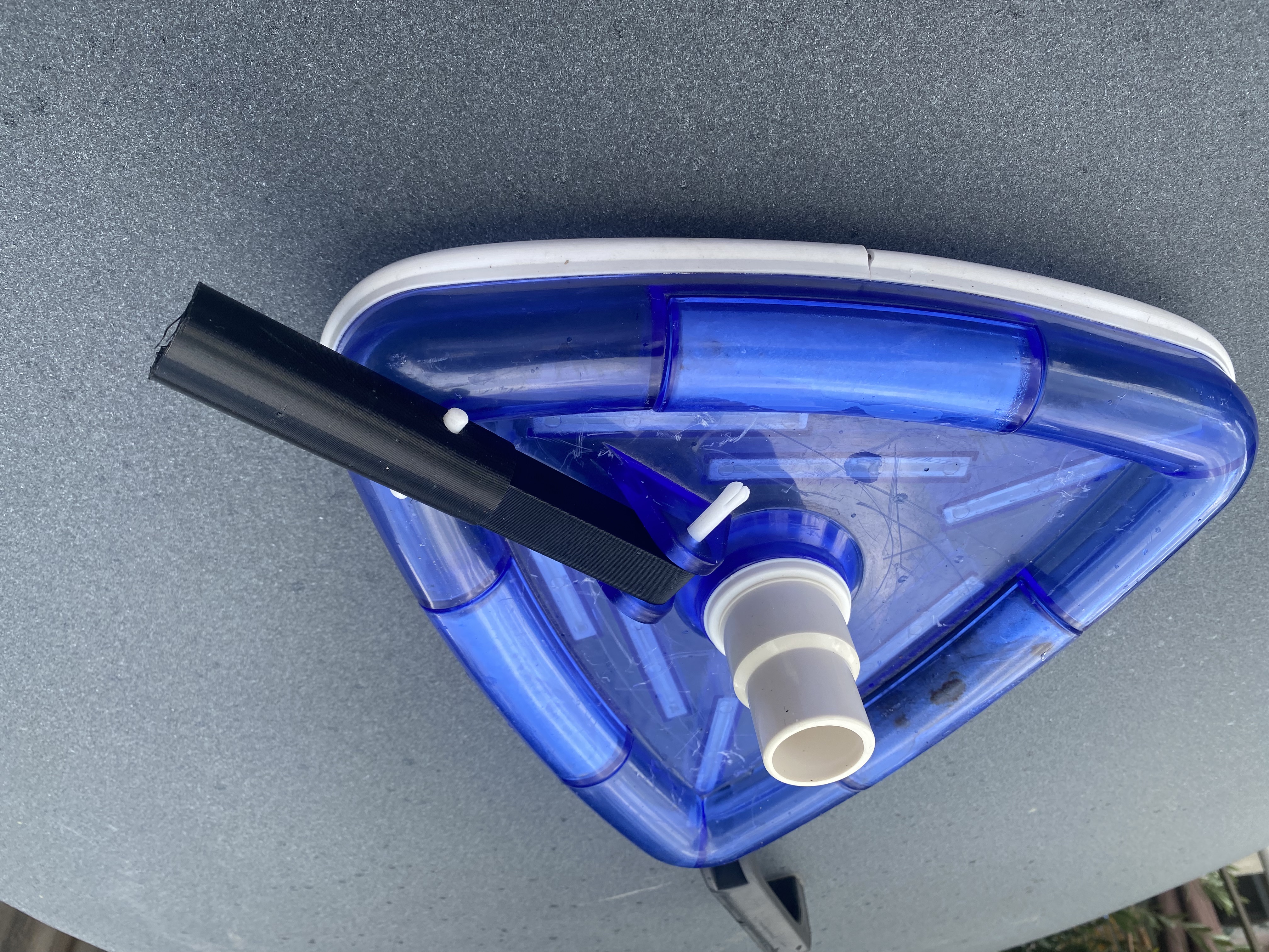 Intex Pool Set adapter for Triangular Pool Vacuum Head — thumbnail 4
