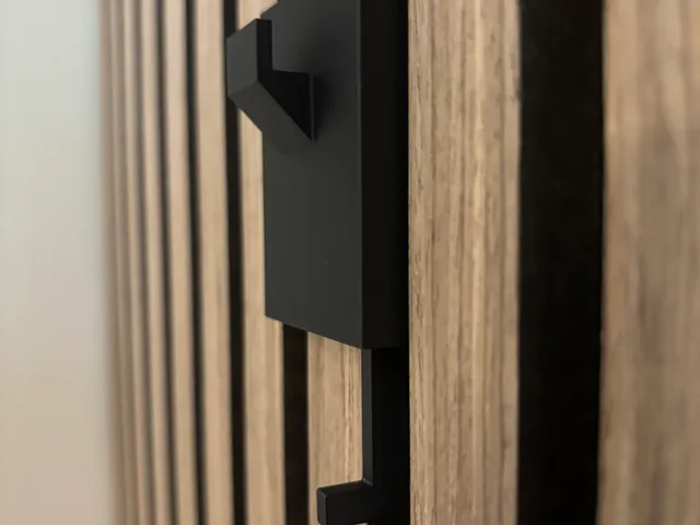 Slat Wall Mirror Hanger: no-drill, self-tightening wedge clamp for acoustic slat panels
