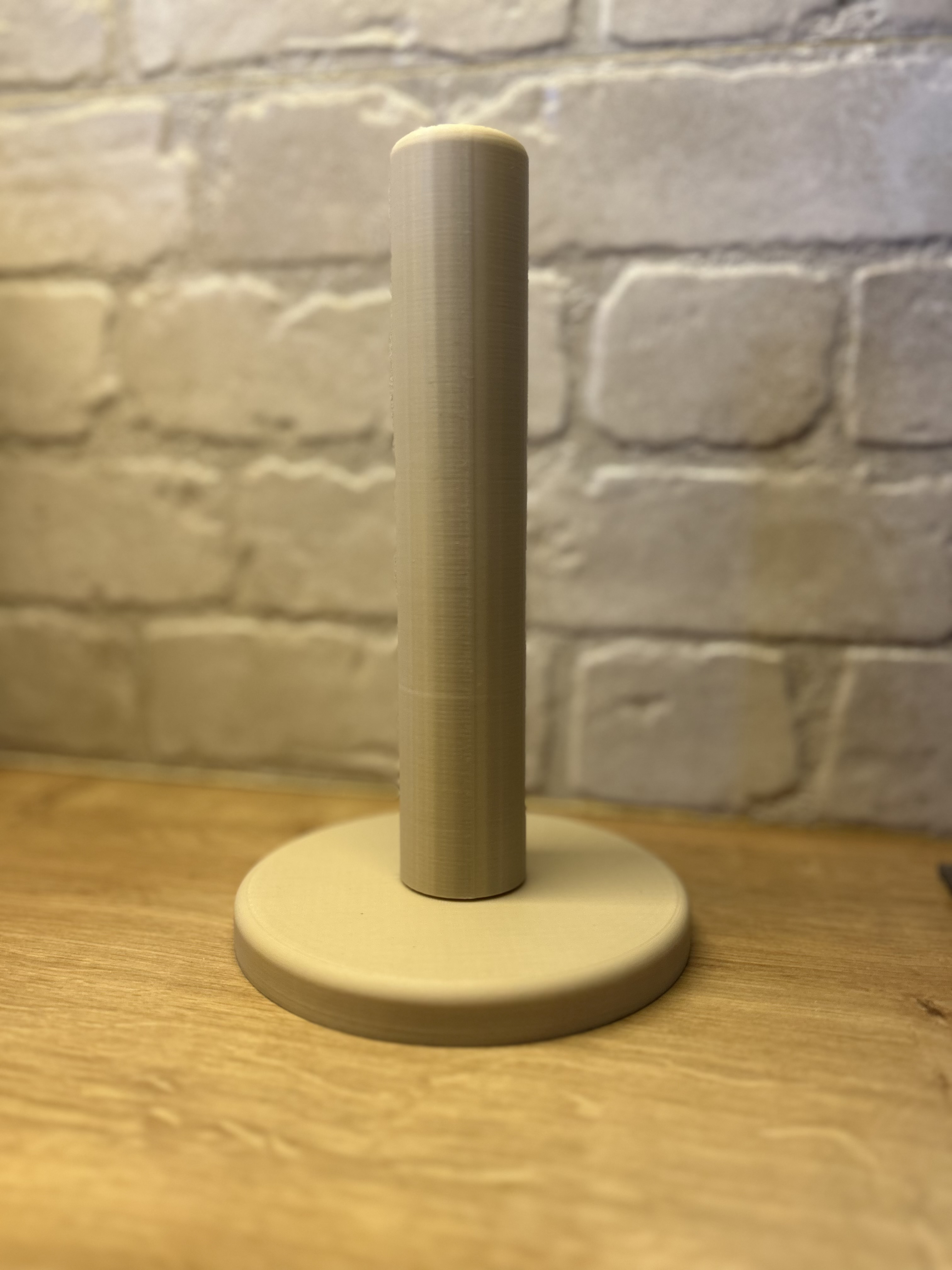Paper Towel Holder – Minimalist Kitchen Stand