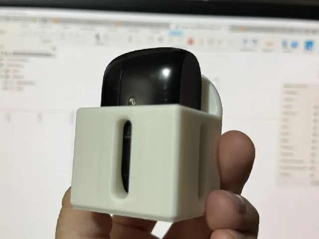 Jabra 75t Elite charging case holder for Ikea Skadis