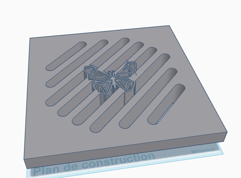 grille papillon egout