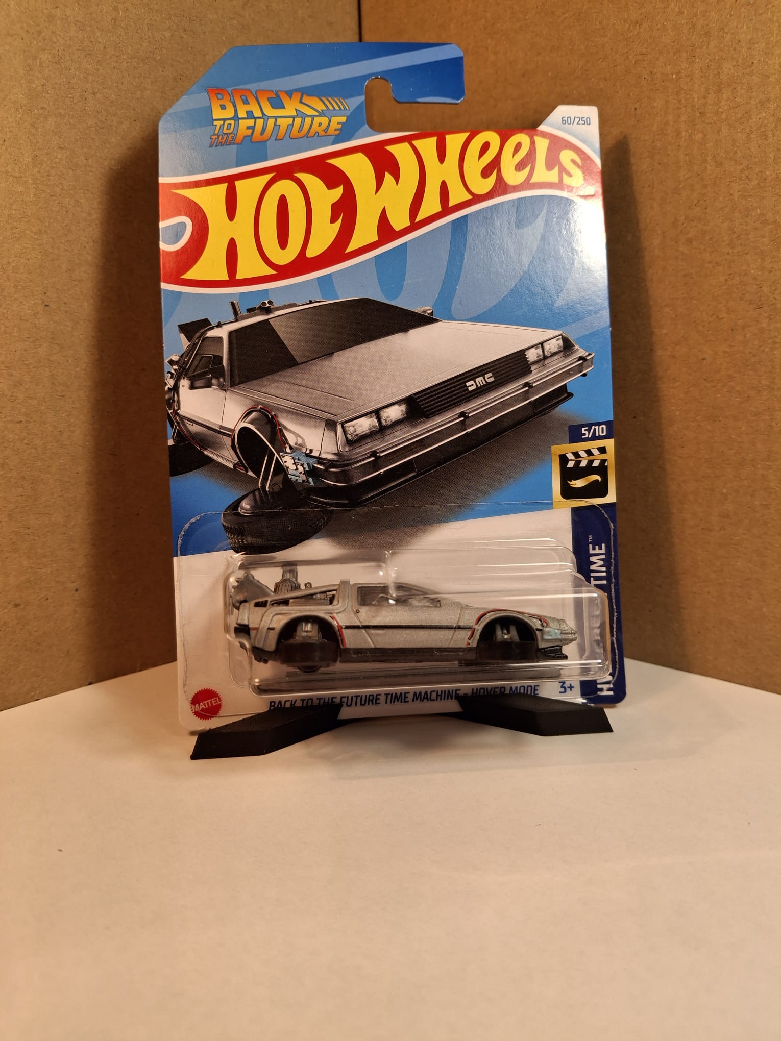 Stand for unpacked HotWheels