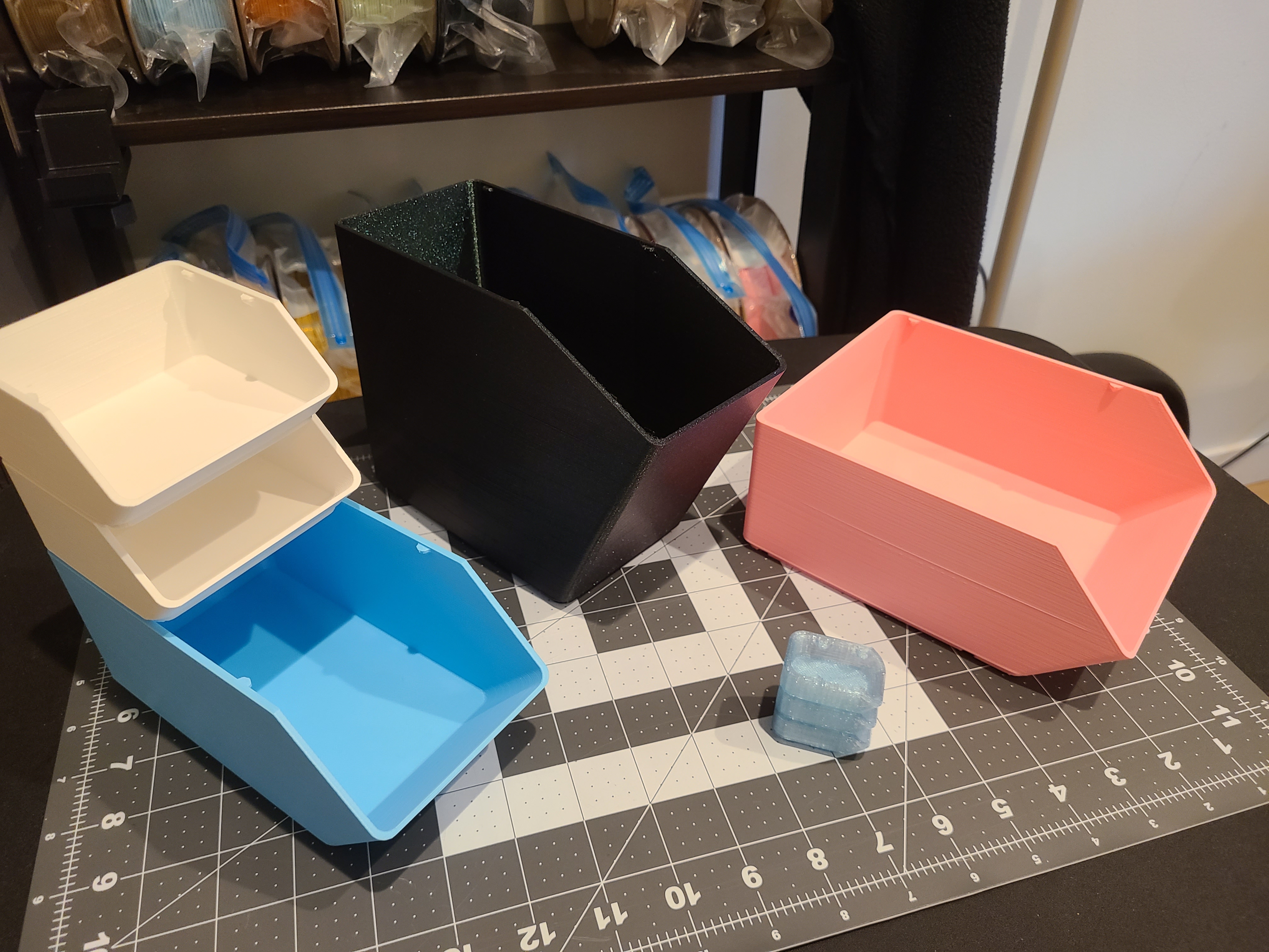 Parametric stackable workshop bins