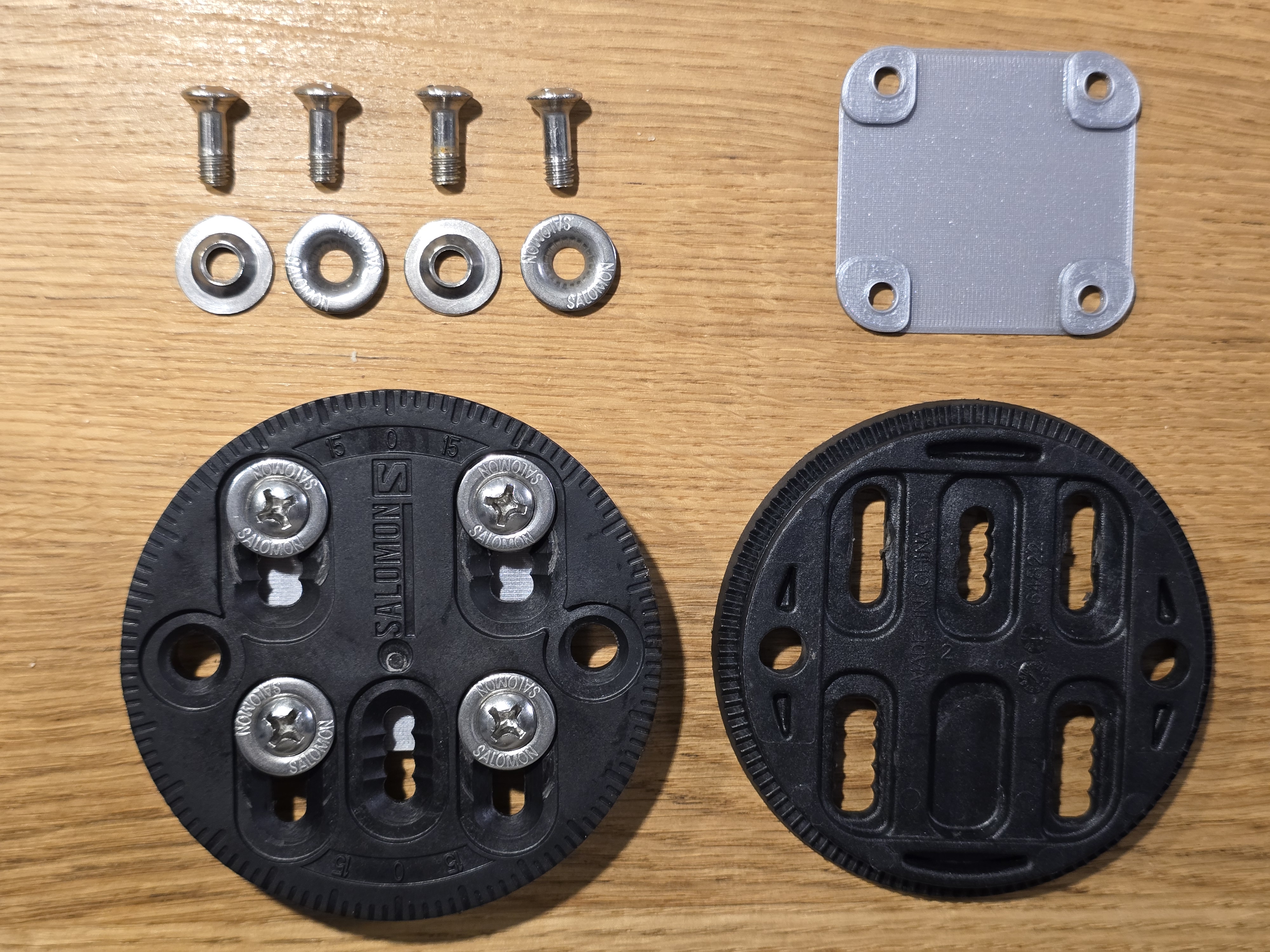 Salomon Quantum Carbon Snowboard bindings mounting disc washer