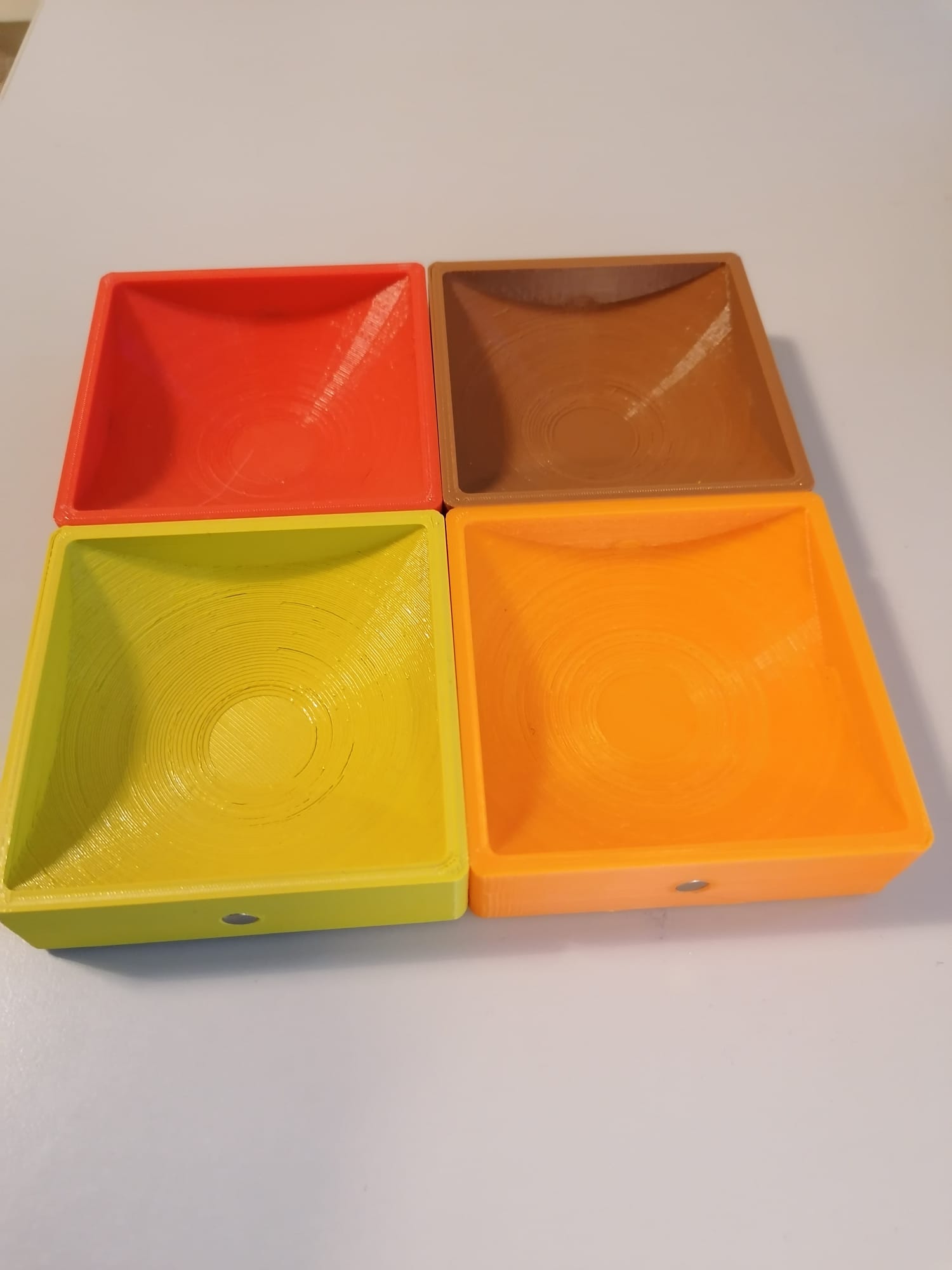 Miniatura 2 do modelo 3D Stackable Token Tray – with Magnet Connection