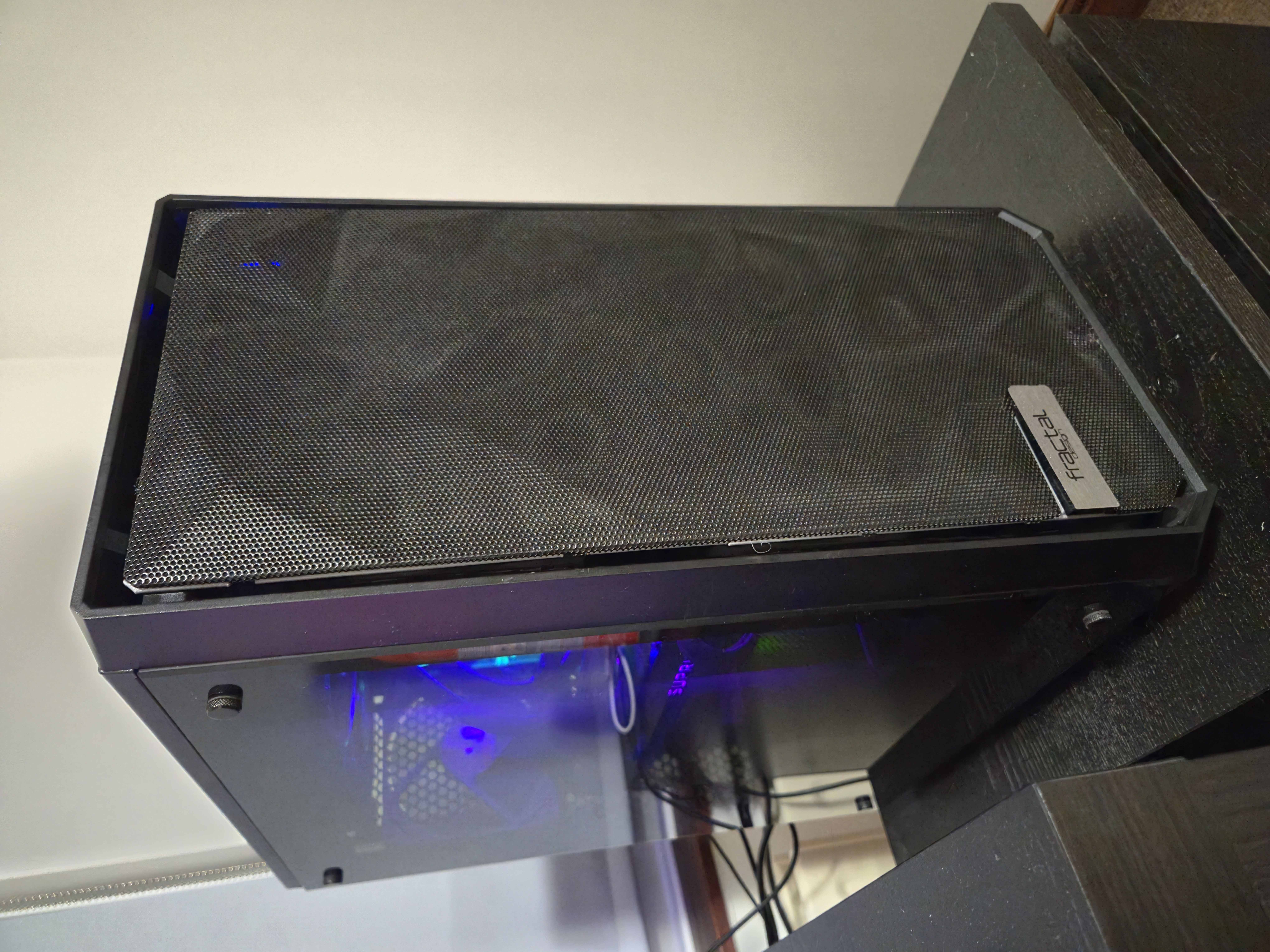 Fractal Meshify C Case Front