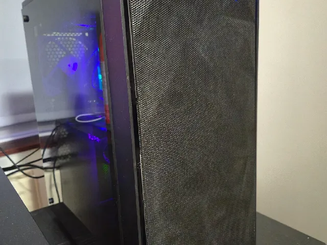 Fractal Meshify C Case Front